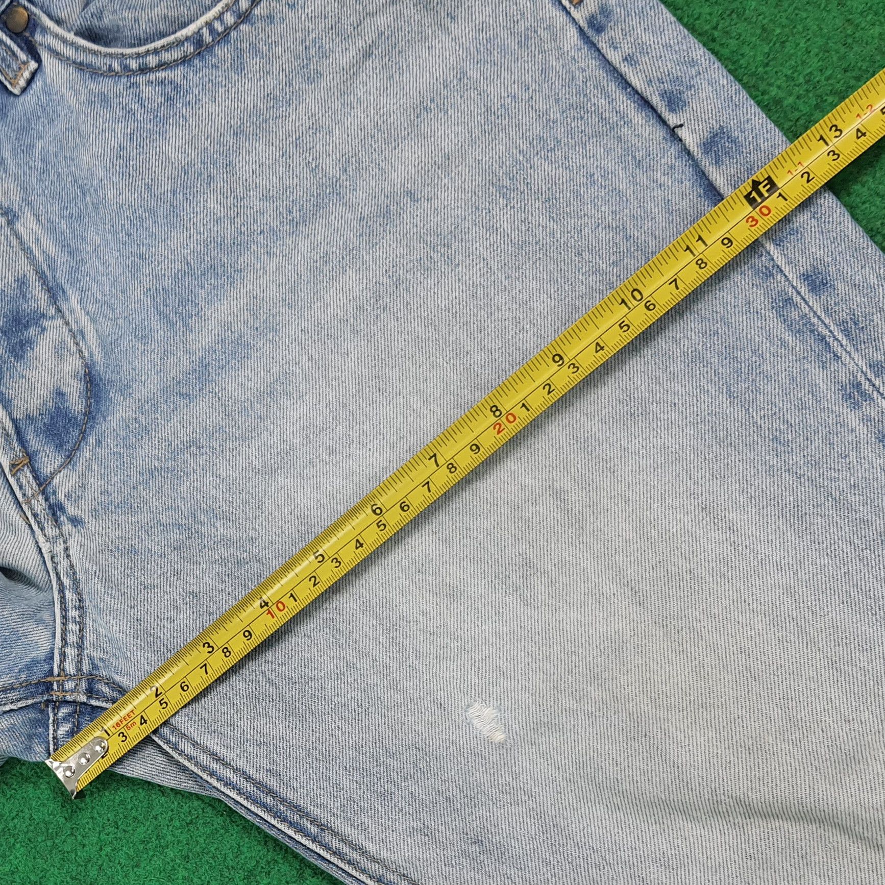 Billabong Vintage Andy Warhol x Billabong Selvedge Rugged Jeans C280N9 Size US 35 - 16 Thumbnail