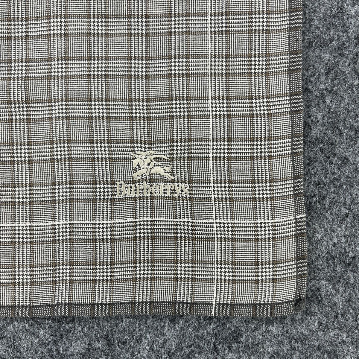 Burberry × Vintage Burberry Handkerchief / Bandana / Neckerchief B425 Size ONE SIZE - 2 Thumbnail