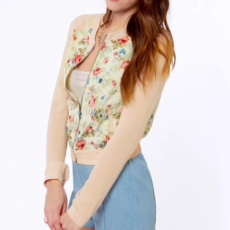 Other Fate Varsity Blooms Blush Floral Print Bomber Jacket Size M / US 6-8 / IT 42-44 - 2 Thumbnail