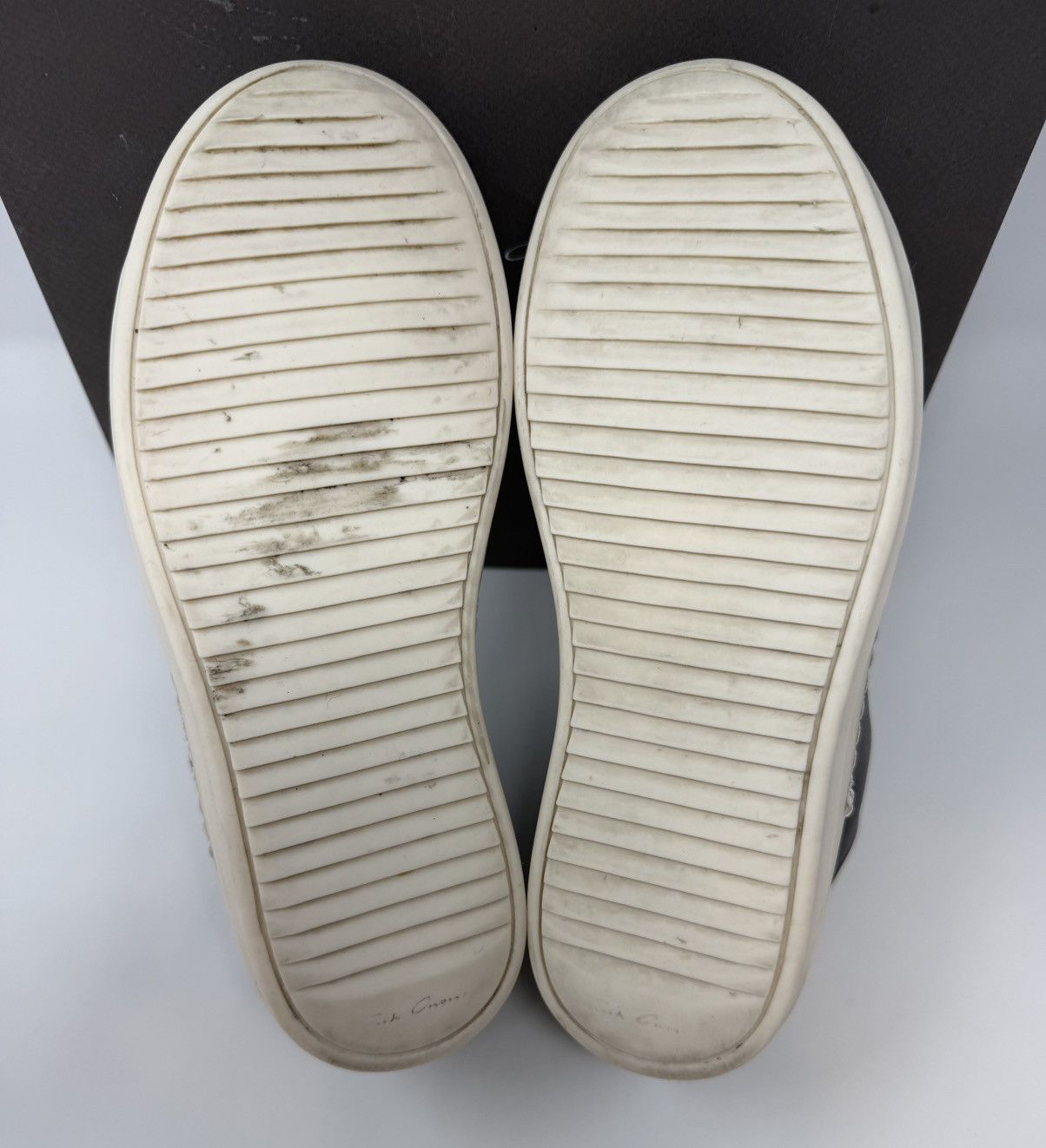 Rick Owens Rick Owens Ramone Low Top Sneaker Dust/Milk Size US 5 / IT 35 - 4 Thumbnail