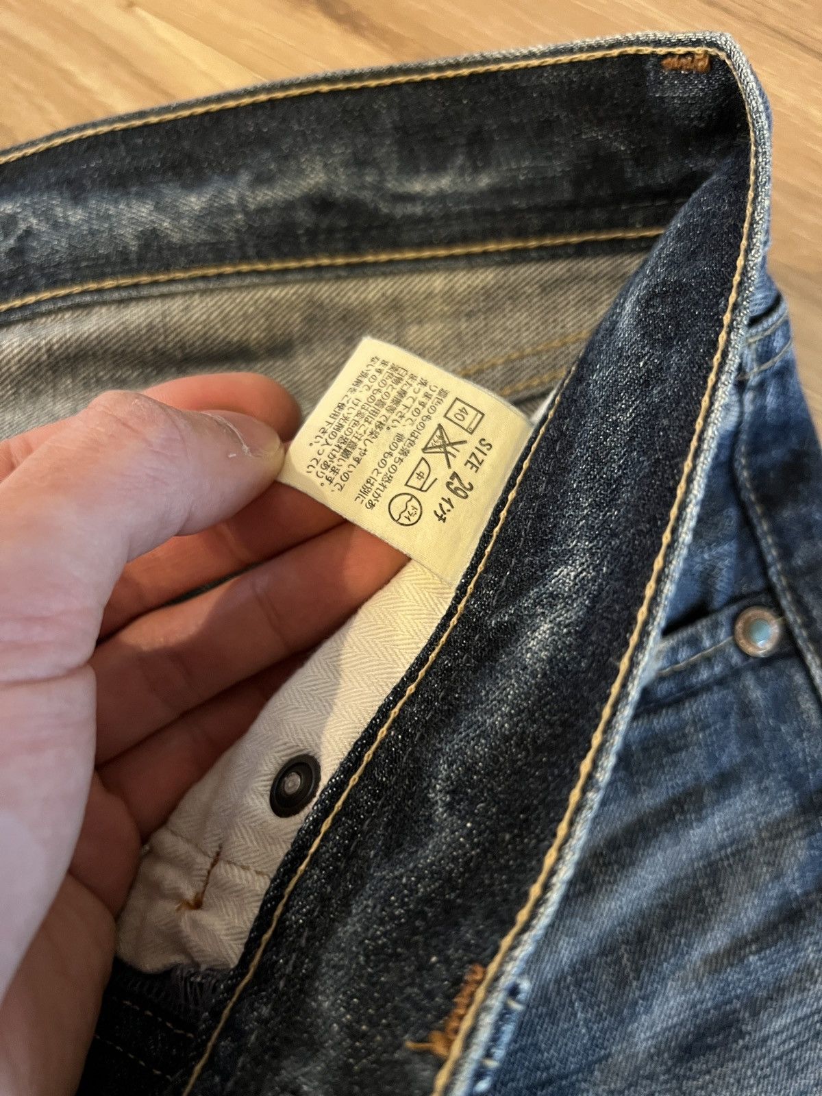 Levi's Vintage Levi Sky Blue Selvedge Denim 501XX Made in Japan Size US 30 / EU 46 - 12 Thumbnail