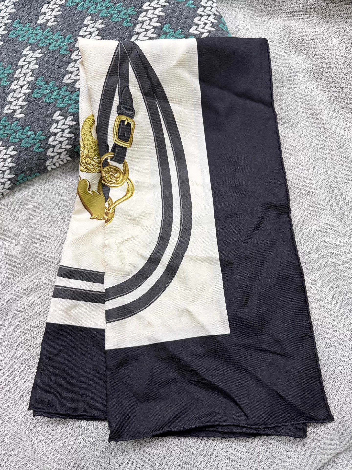 Hermes Hermes 1957 Reissue Silk Scarf Black Gold Mint Size ONE SIZE - 3 Thumbnail