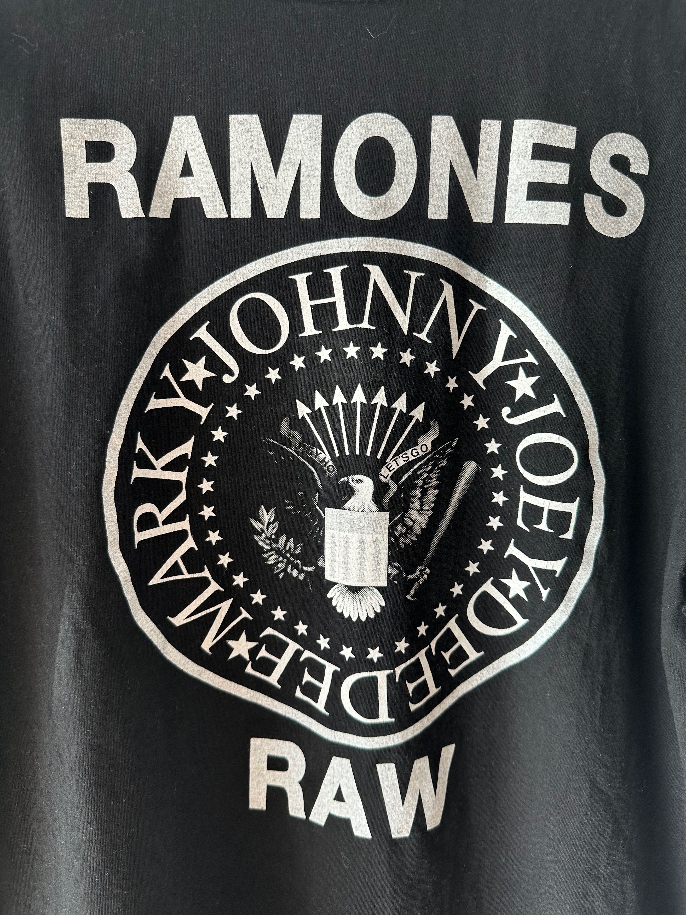 Band Tees 00's RAMONES Raw REO Rock T Shirt band tee Heavy cotton Size US XL / EU 56 / 4 - 8 Thumbnail