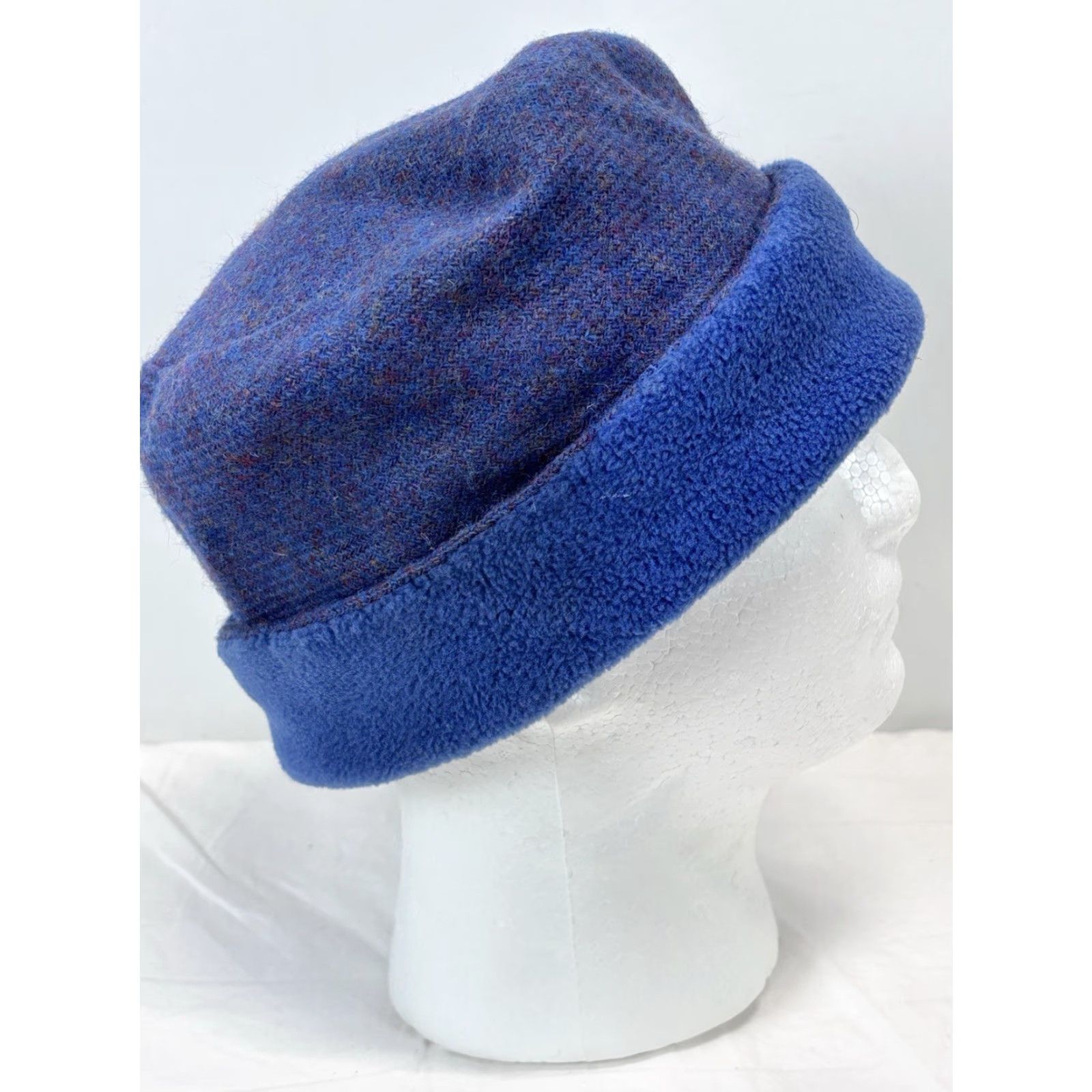Harris Tweed VINTAGE Anna MacNeil Harris Tweed Fleece Lined Hat Blue Made In UK Beanie One Size Men Size US M / EU 48-50 / 2 - 4 Thumbnail