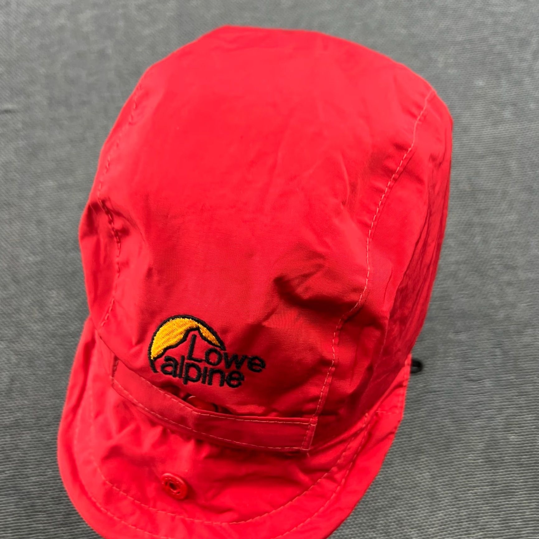 Vintage VINTAGE Lowe Alpine Mountain Cap Triple Point Hat Small Trekking Red Outdoor Hiking Unisex Adults Beanie Mens Womens Boys Girls Size ONE SIZE - 3 Thumbnail