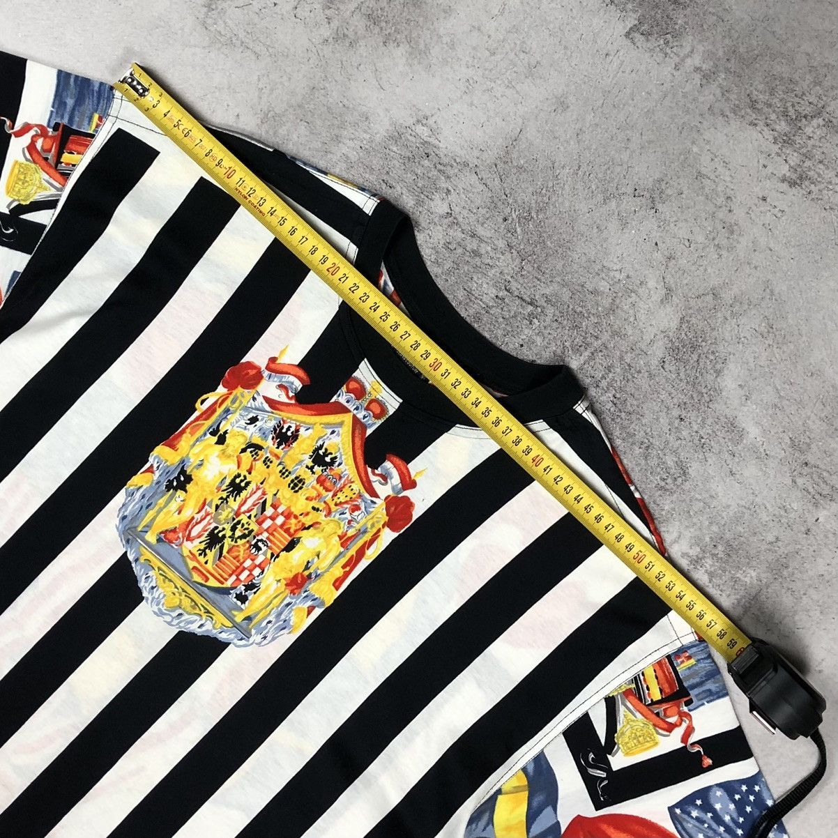 Versace Vintage 90s Versace Jeans Couture AOP Flags Heraldry Tee Size US XL / EU 56 / 4 - 16 Thumbnail