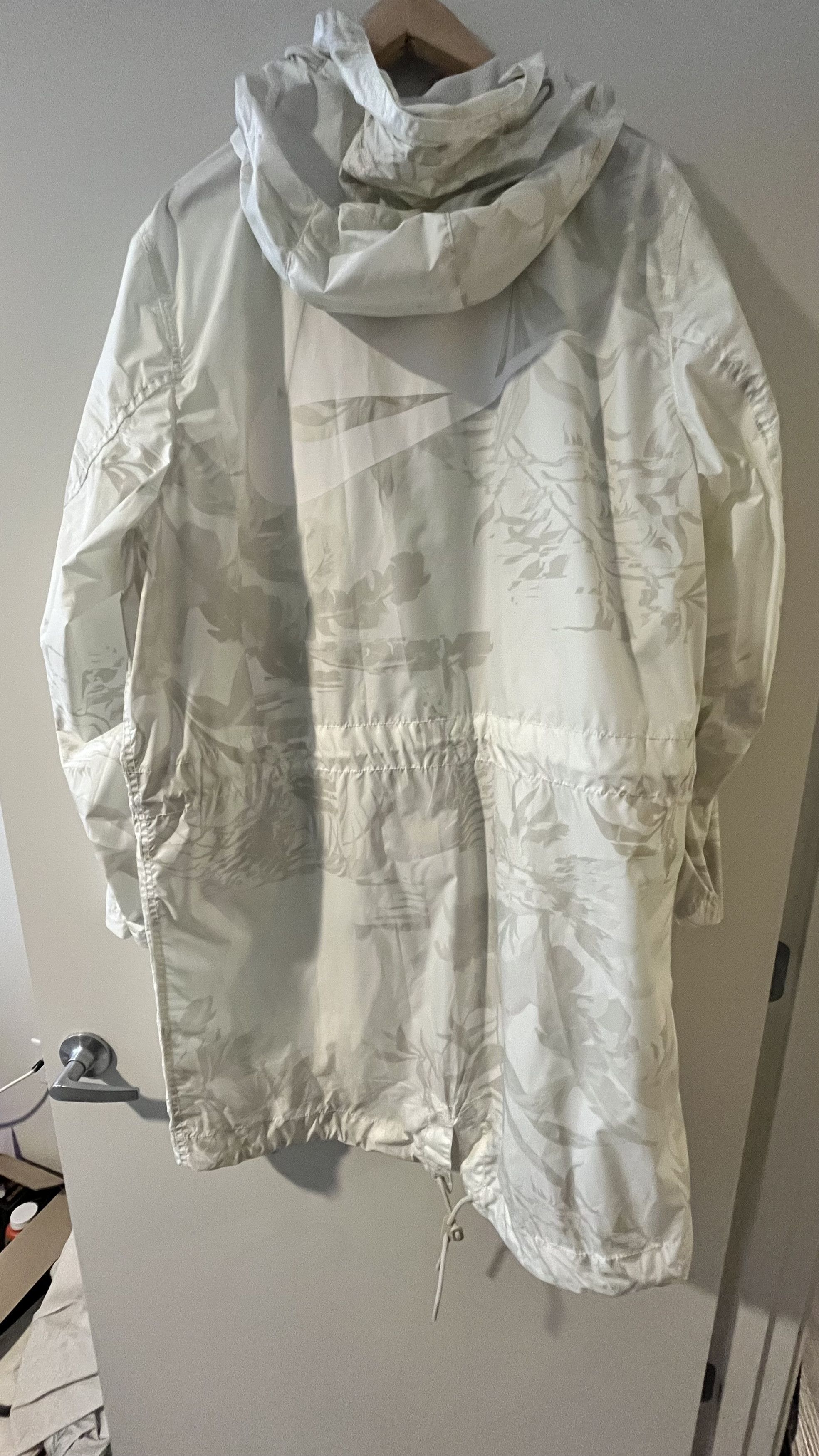 Nike Nike Sportswear NSW Floral Print Parka AR1598-100 Size US L / EU 52-54 / 3 - 2 Thumbnail