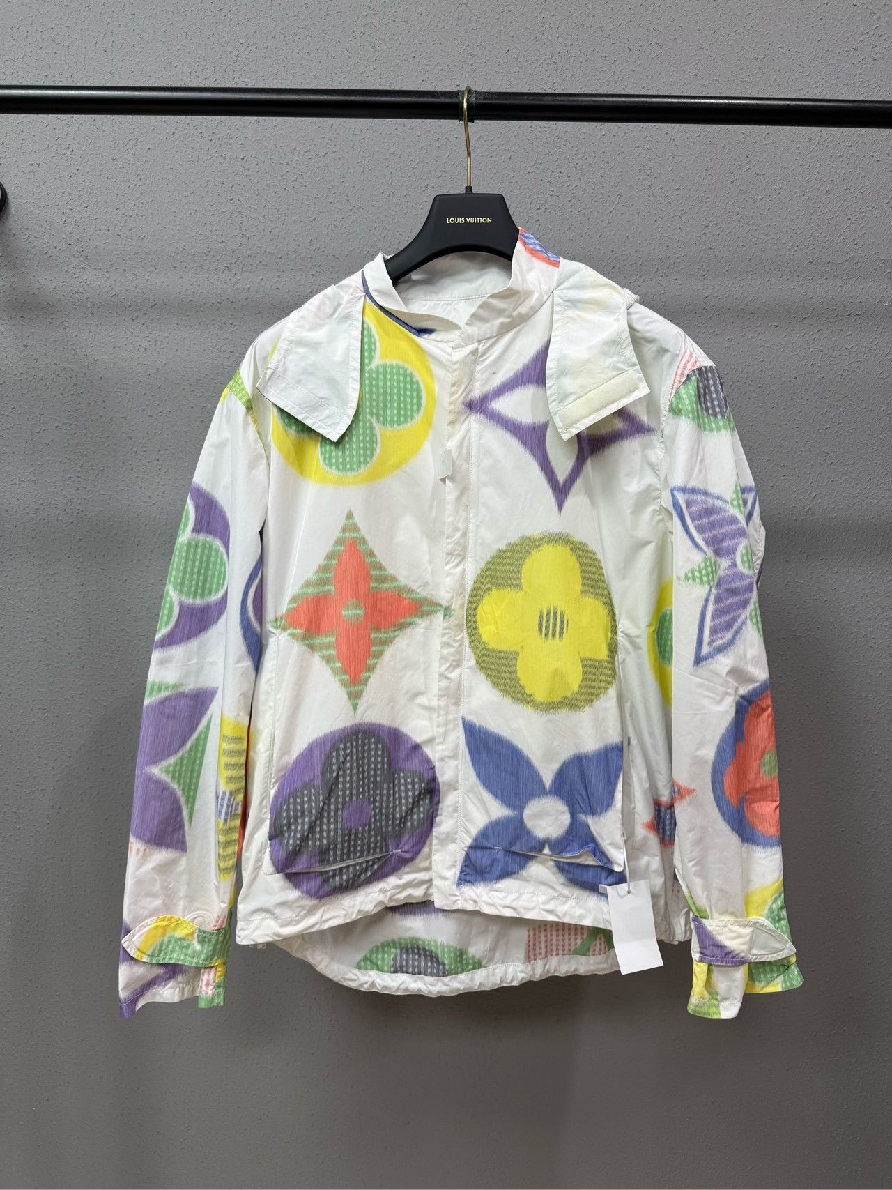 Louis Vuitton Louis Vuitton Multi-Flower Parka Jacket Size US M / EU 48-50 / 2 - 1 Thumbnail