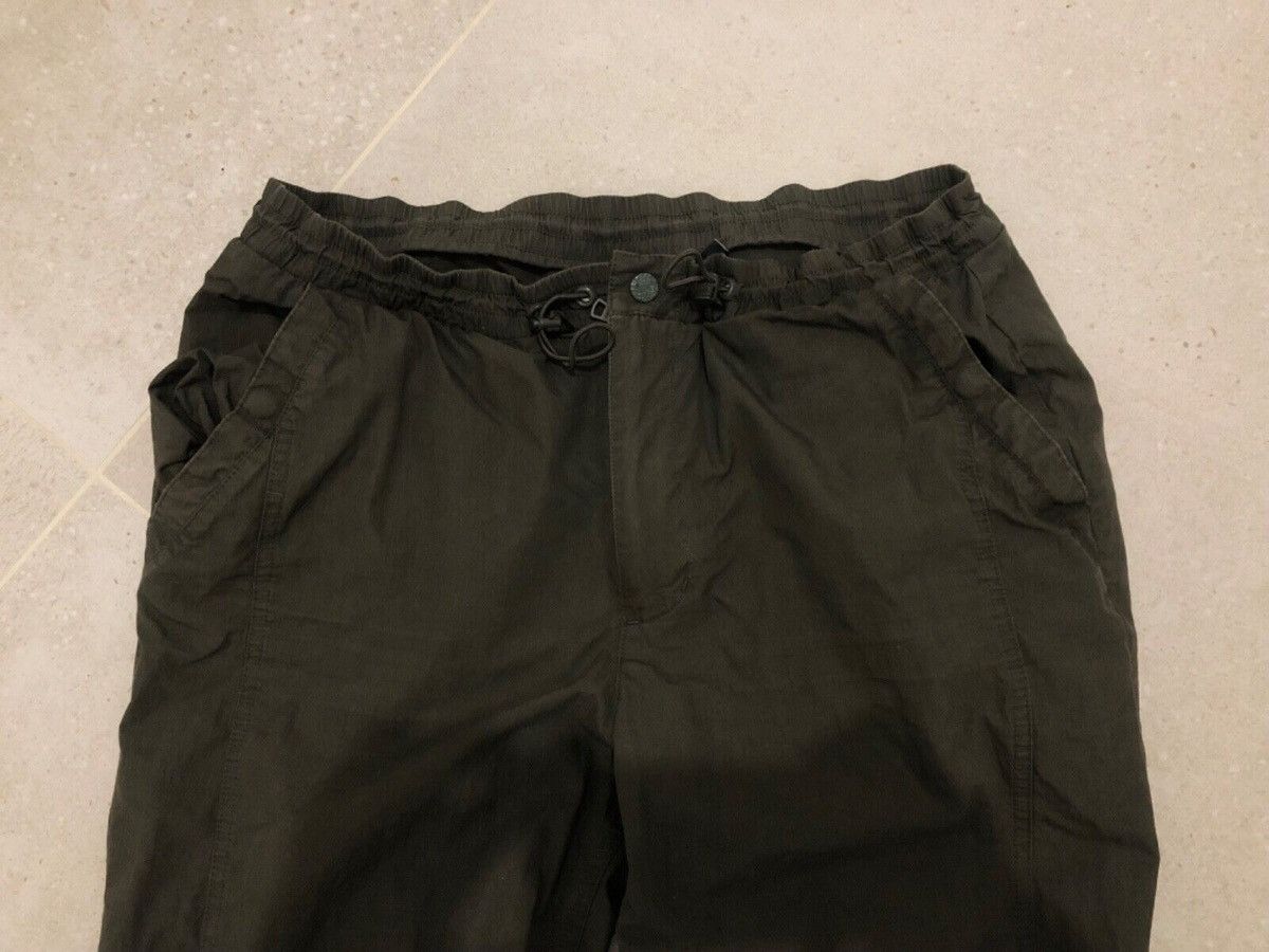 Armani Exchange Armani Exchange Cargo Military Pants Size US 34 / EU 50 - 3 Thumbnail