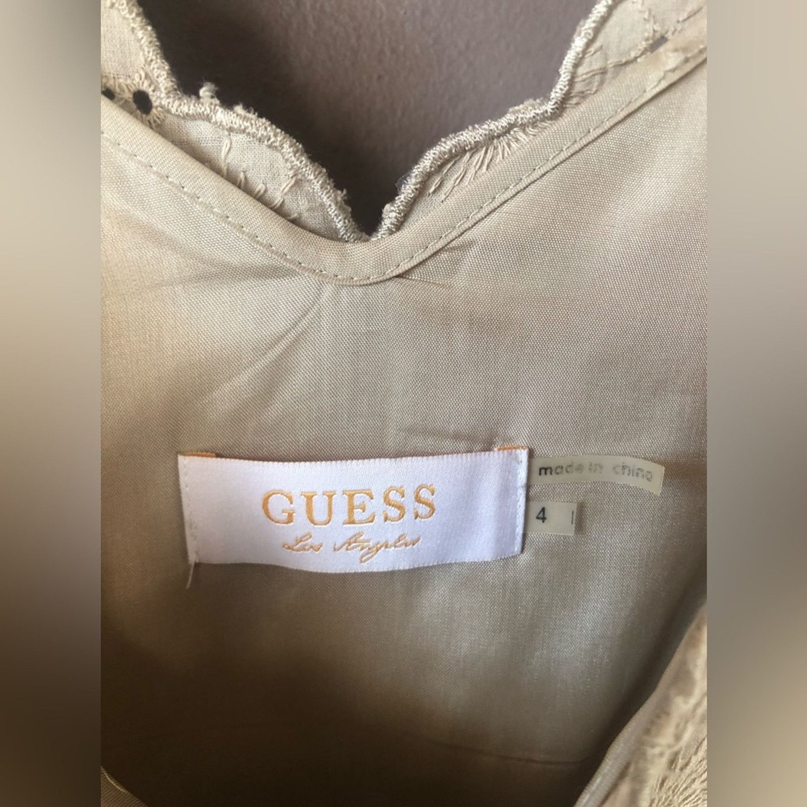 Guess Guess dress floral embroidered in cream/nude Size S / US 4 / IT 40 - 7 Thumbnail