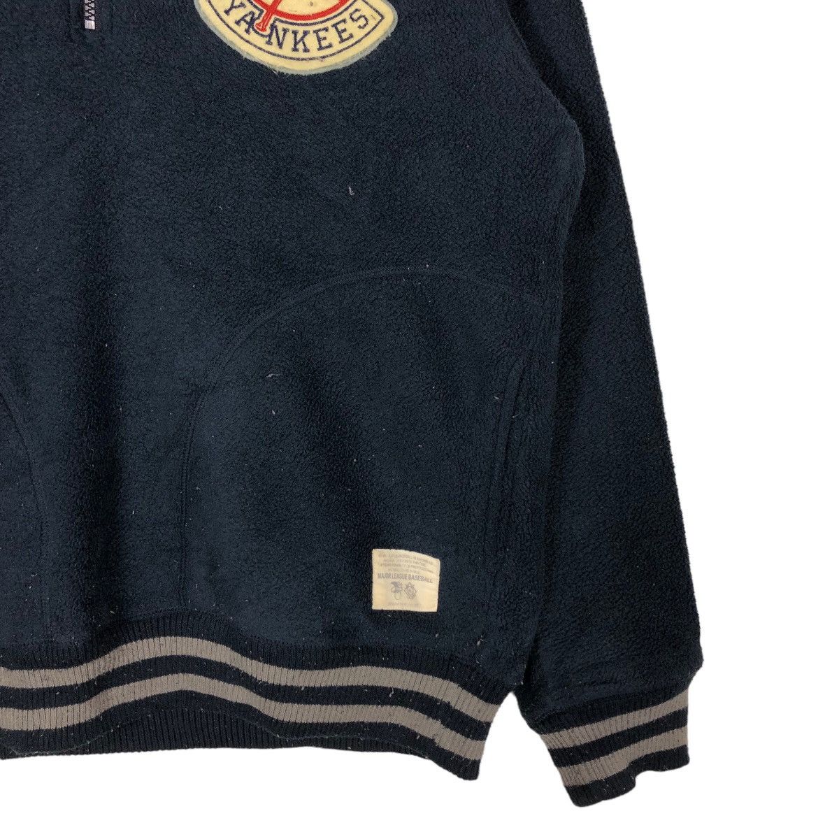 Japanese Brand 🔥Vintage Fleece Jacket New York Yankees Big Logo Size US XL / EU 56 / 4 - 5 Thumbnail