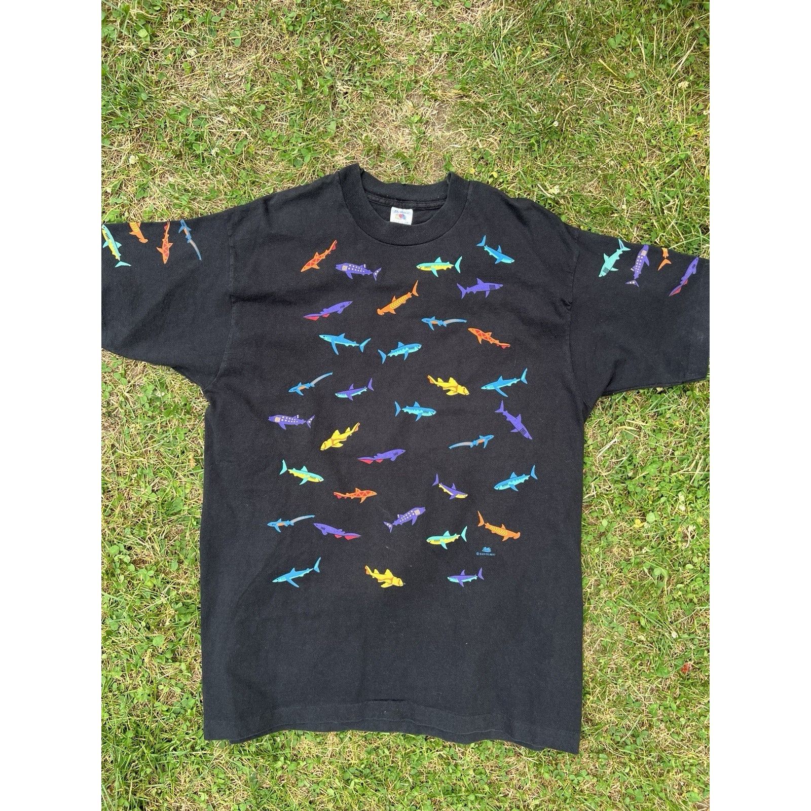 Fruit Of The Loom Vintage 90s Hawaiian Made in USA All Over Shark Dan Gilbert Size US XL / EU 56 / 4 - 1 Thumbnail