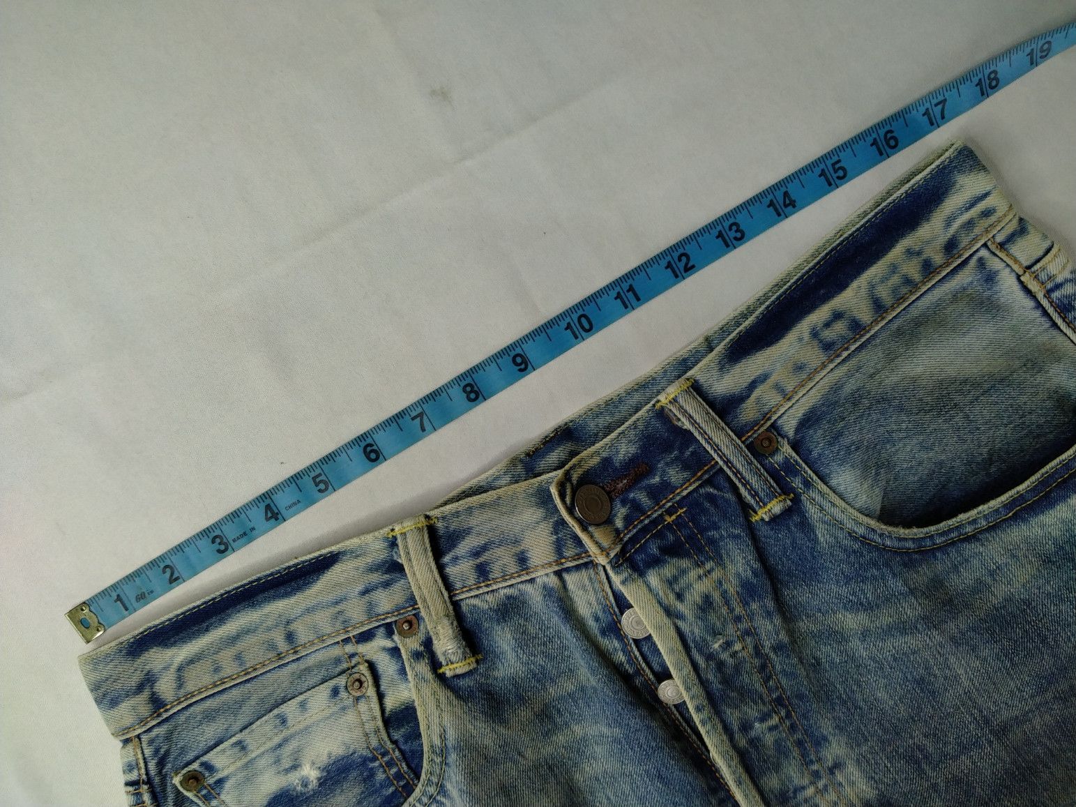 Japanese Brand Ripped Faded Blue Vintage Levi's 501 34x31.5 Denim -JN864 Size US 34 / EU 50 - 5 Thumbnail