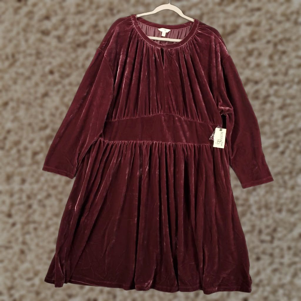 Vintage Terra & Sky Velour Dress 2X Burgundy Red Knee Length A-Line Long Sleeve NWT Womens Plus Size Size XXL / US 16-18 / IT 52-54 - 1 Thumbnail