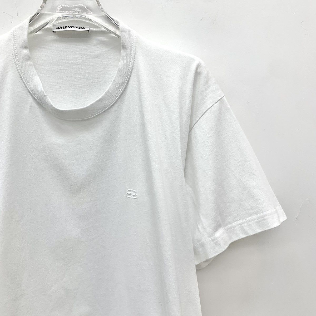 Balenciaga Balenciaga White Cotton Crew Neck Short Sleeve T-shirt K26WX Size XS / US 0-2 / IT 36-38 - 3 Thumbnail