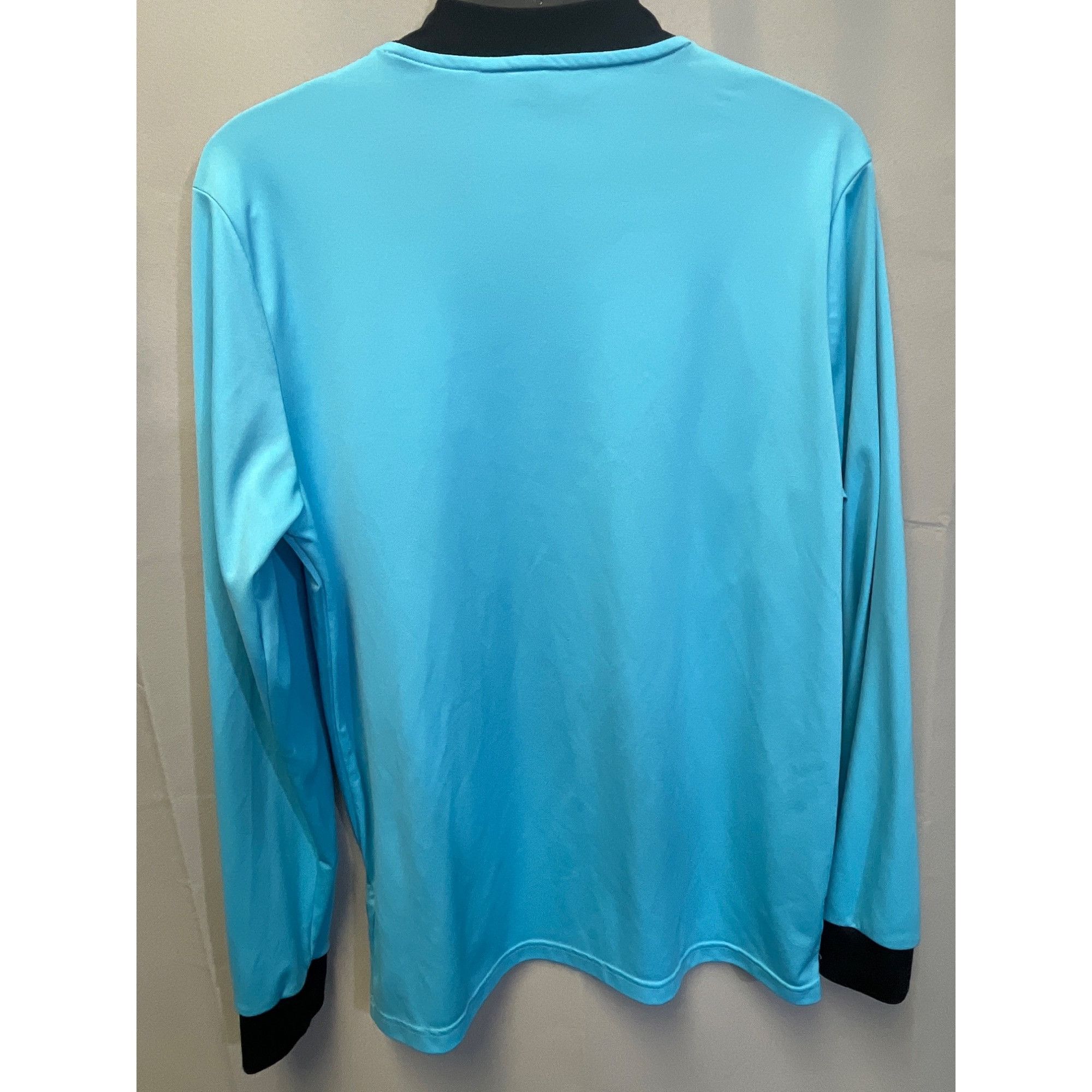Adidas Adidas mens long sleeve shirt size M SKU 6982 Size US M / EU 48-50 / 2 - 3 Thumbnail