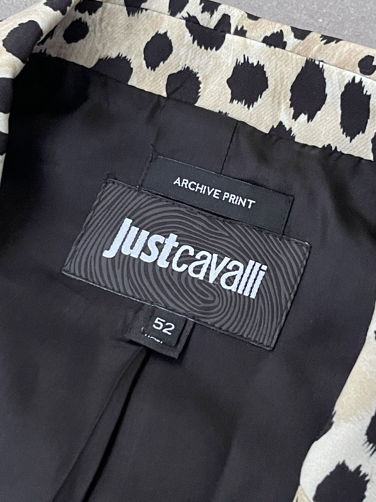 Just Cavalli !DS! FW22 Just Cavalli Leopard Print Natural Blazer Size US L / EU 52-54 / 3 - 20 Thumbnail