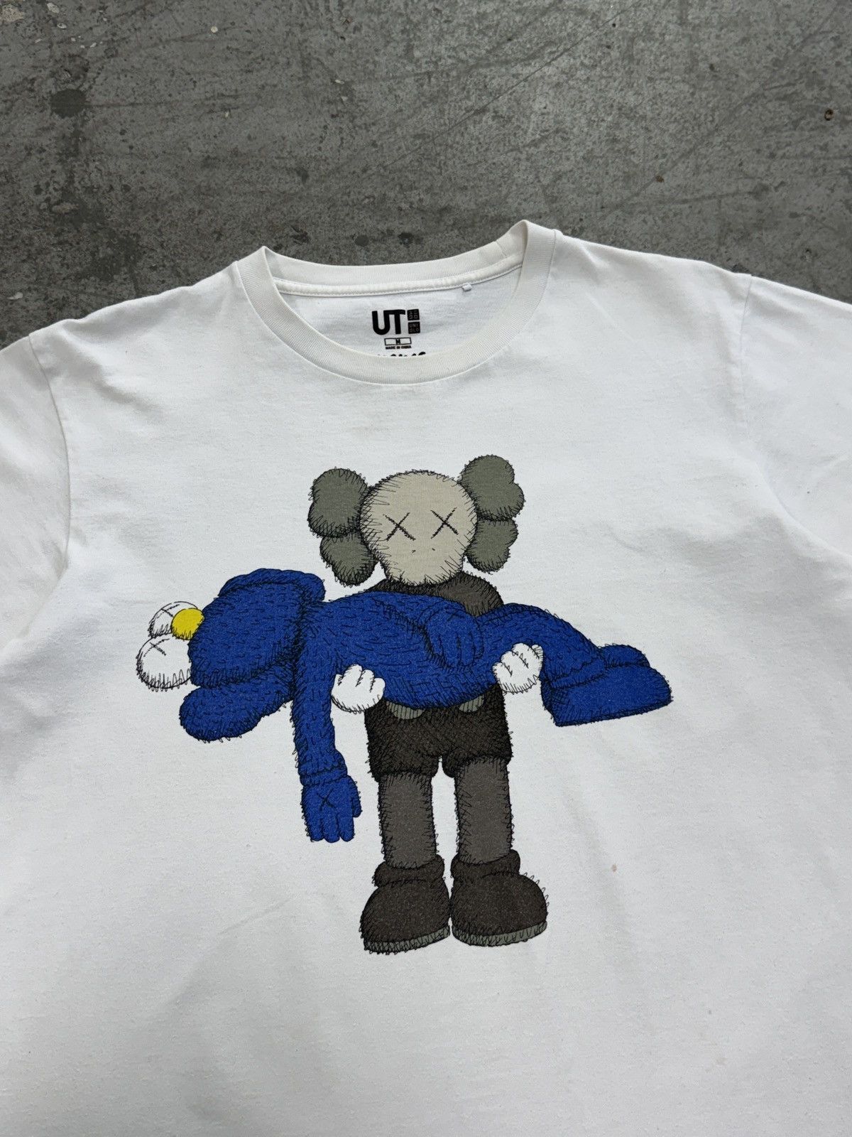 Kaws Kaws t shirt Vintage y2k Size US M / EU 48-50 / 2 - 2 Thumbnail