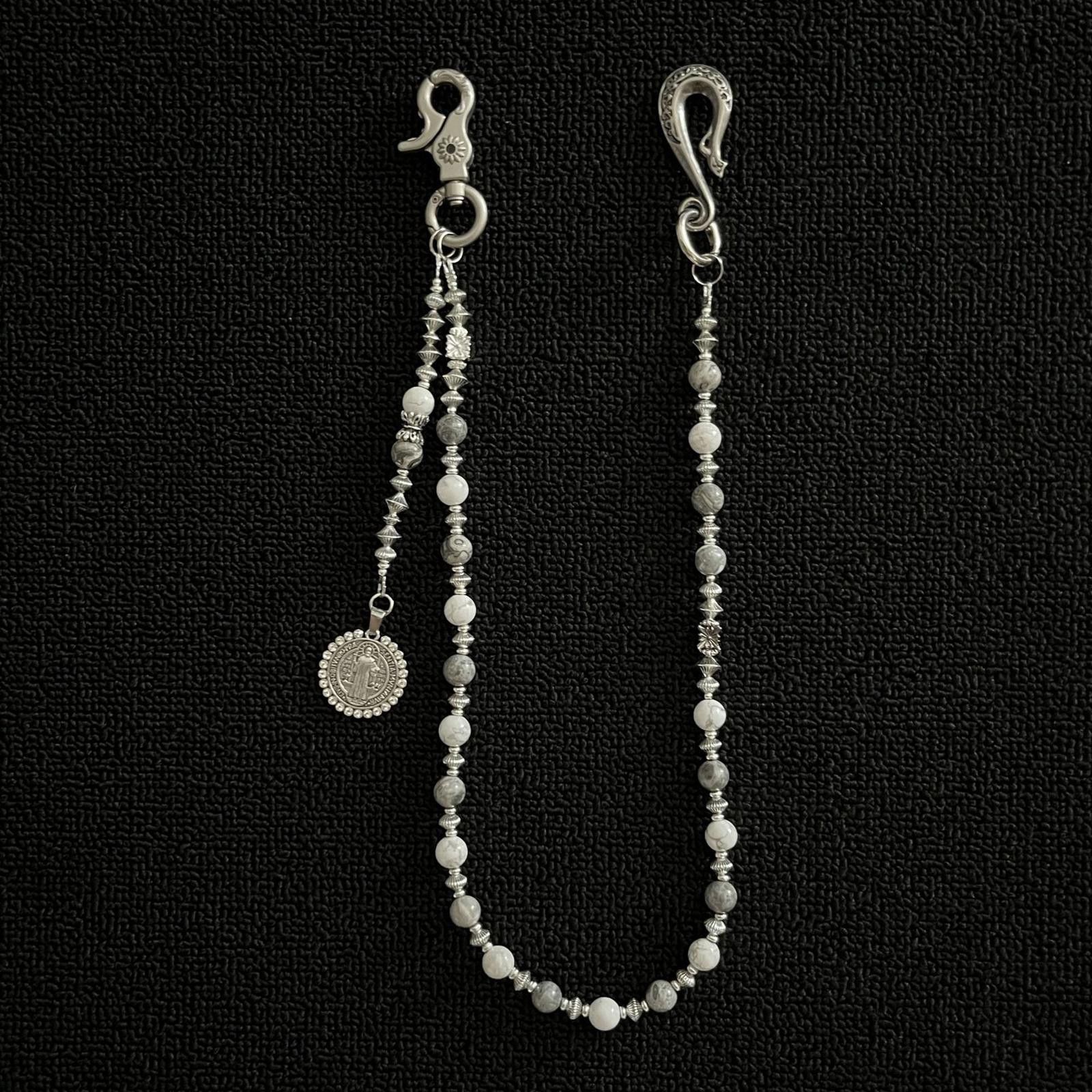 Jewelry Silver and White Beaded Chain Wallet Accessory Size ONE SIZE - 6 Thumbnail