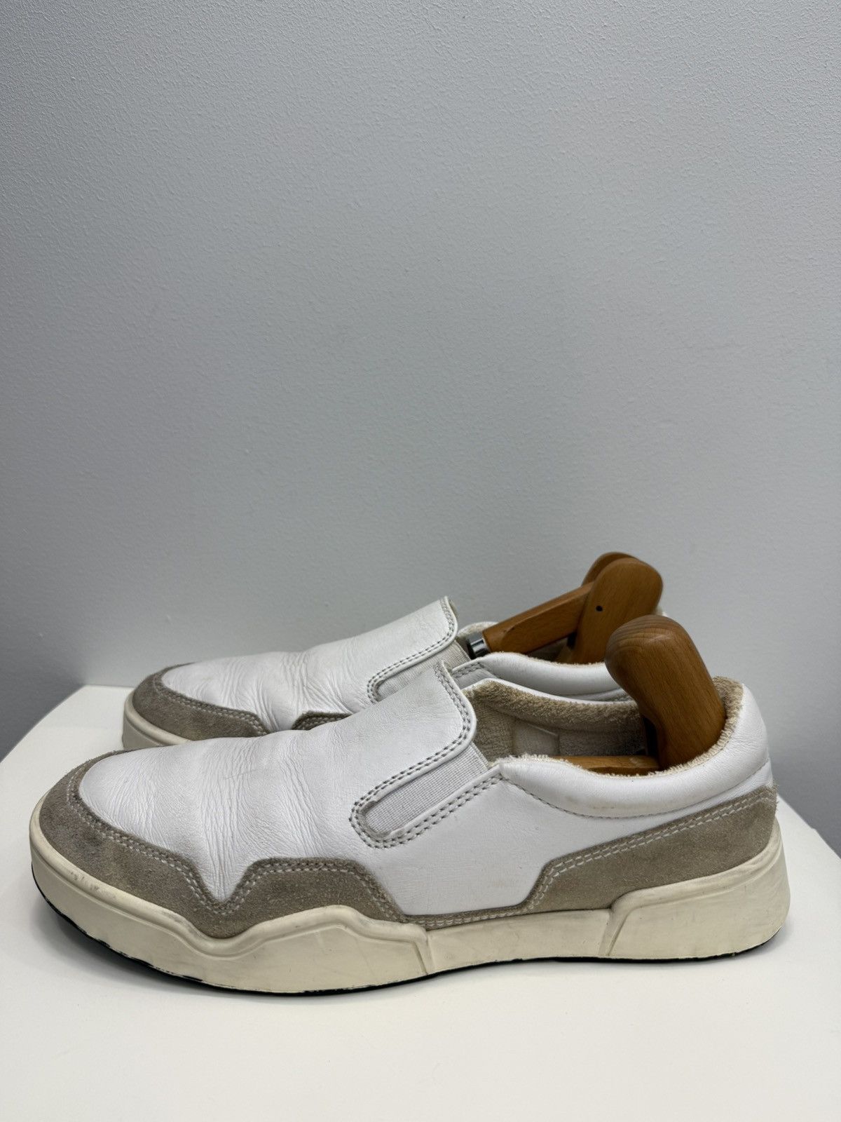 Isabel Marant Isabel Marant Low-Top Slip On Sneakers Size US 9 / IT 39 - 1 Thumbnail