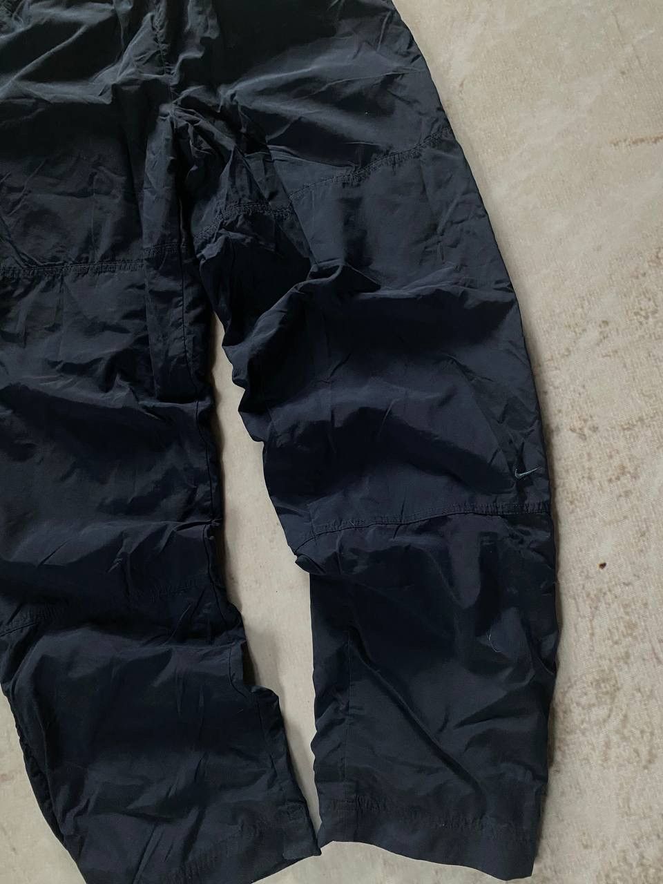 Nike × Vintage Vintage Nike Nylon Track Pants Size US 32 / EU 48 - 2 Thumbnail