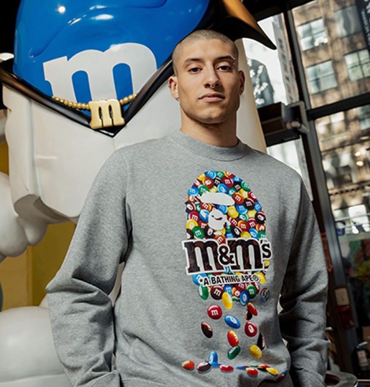 Bape Bape x M&M Grey Ape Head Crewneck Size US L / EU 52-54 / 3 - 4 Thumbnail