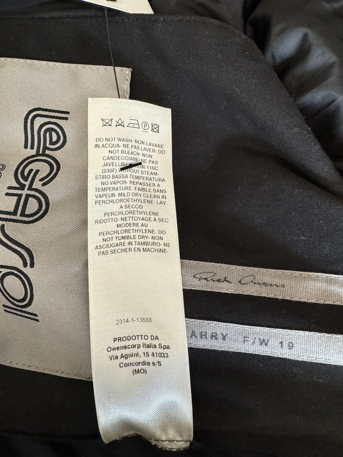 Rick Owens Rick Owen’s FW19 “Larry” puffer jacket Size US L / EU 52-54 / 3 - 9 Thumbnail