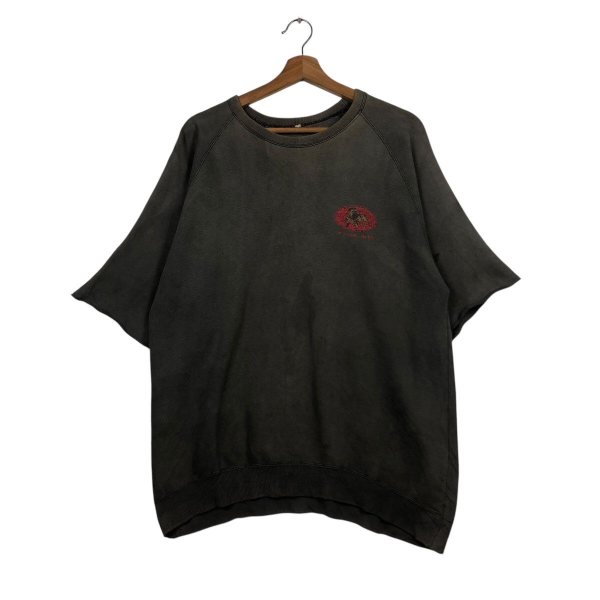 Japanese Brand Distressed Bulldog Emblem Short Sleeve Sweatshirt Rare Fade Size US M / EU 48-50 / 2 - 2 Thumbnail