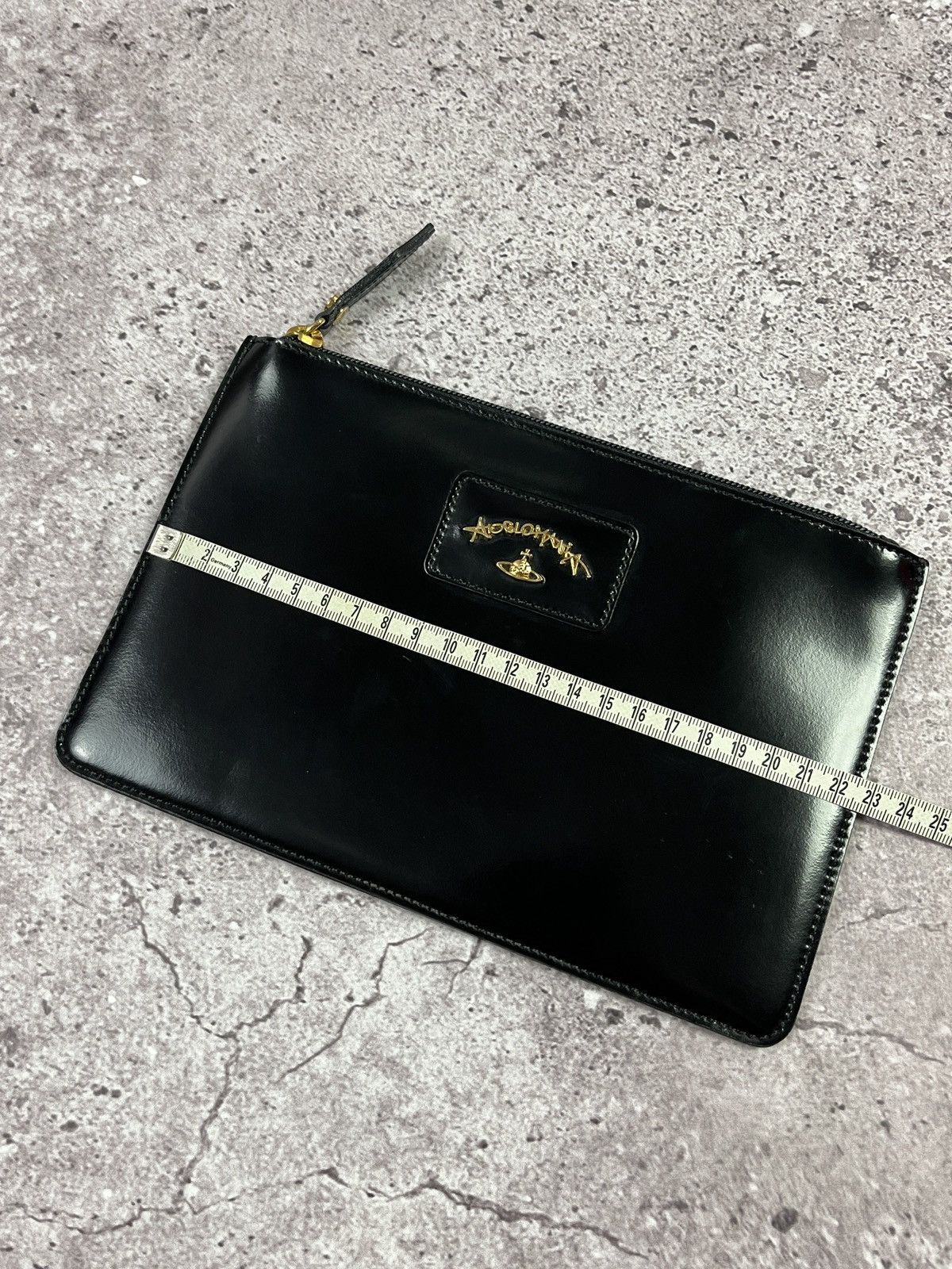 Vivienne Westwood Vivienne Westwood Black Leather Logo Zip Clutch Bag Size ONE SIZE - 9 Thumbnail