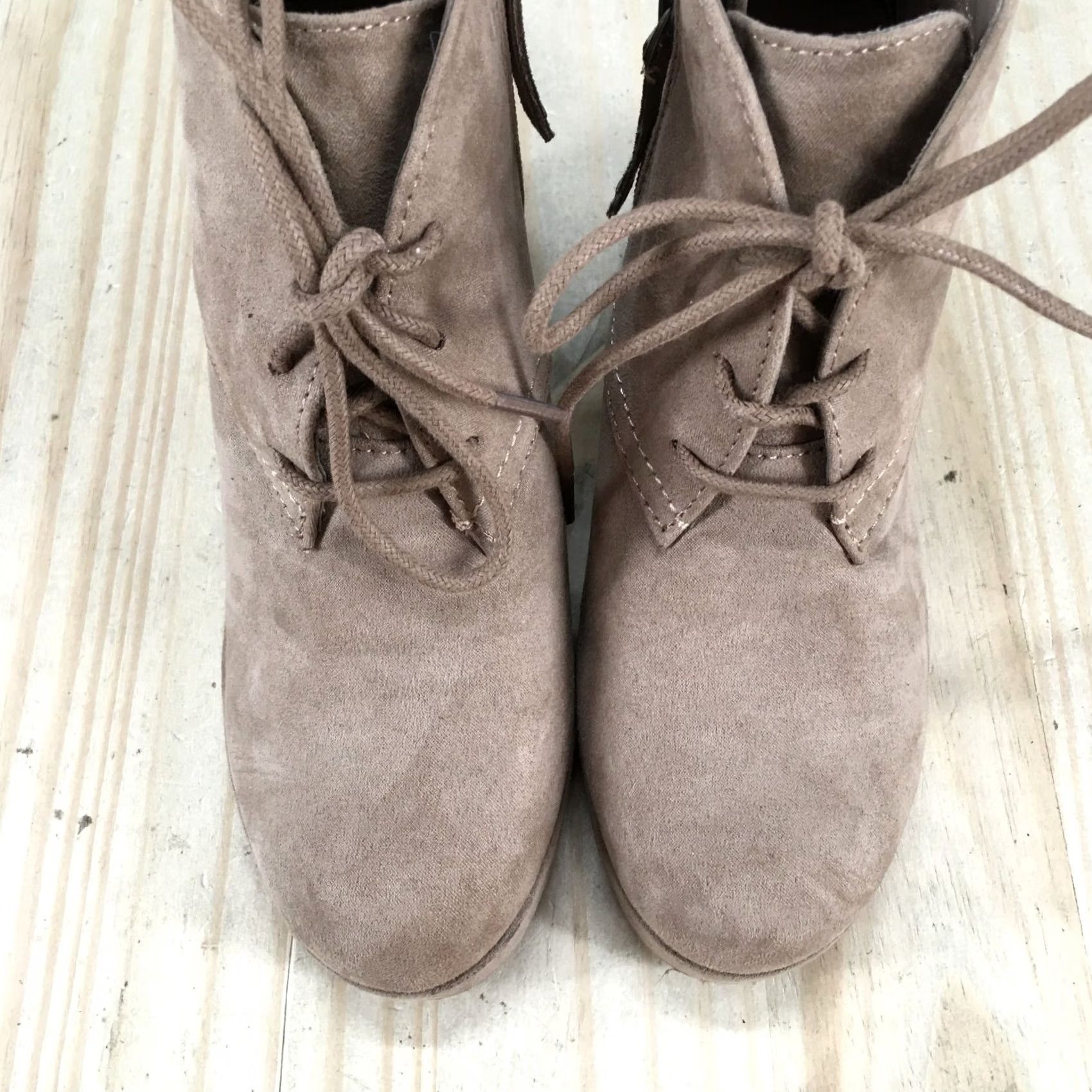 Dolce Vita DV Dolce Vita Boots Womens 6 Lace Up Wedge Ankle Booties Brown Fabric Side Zip Boots Shoes Women MD Heel Casual Autumn Winter Shoes Mens Womens Size US 6 / IT 36 - 6 Thumbnail