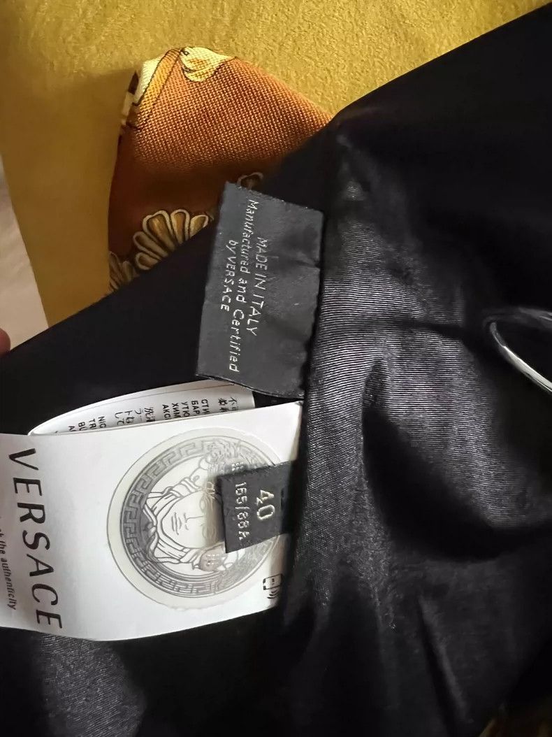 Versace Versace Yellow and black patterns Size S / US 4 / IT 40 - 3 Thumbnail