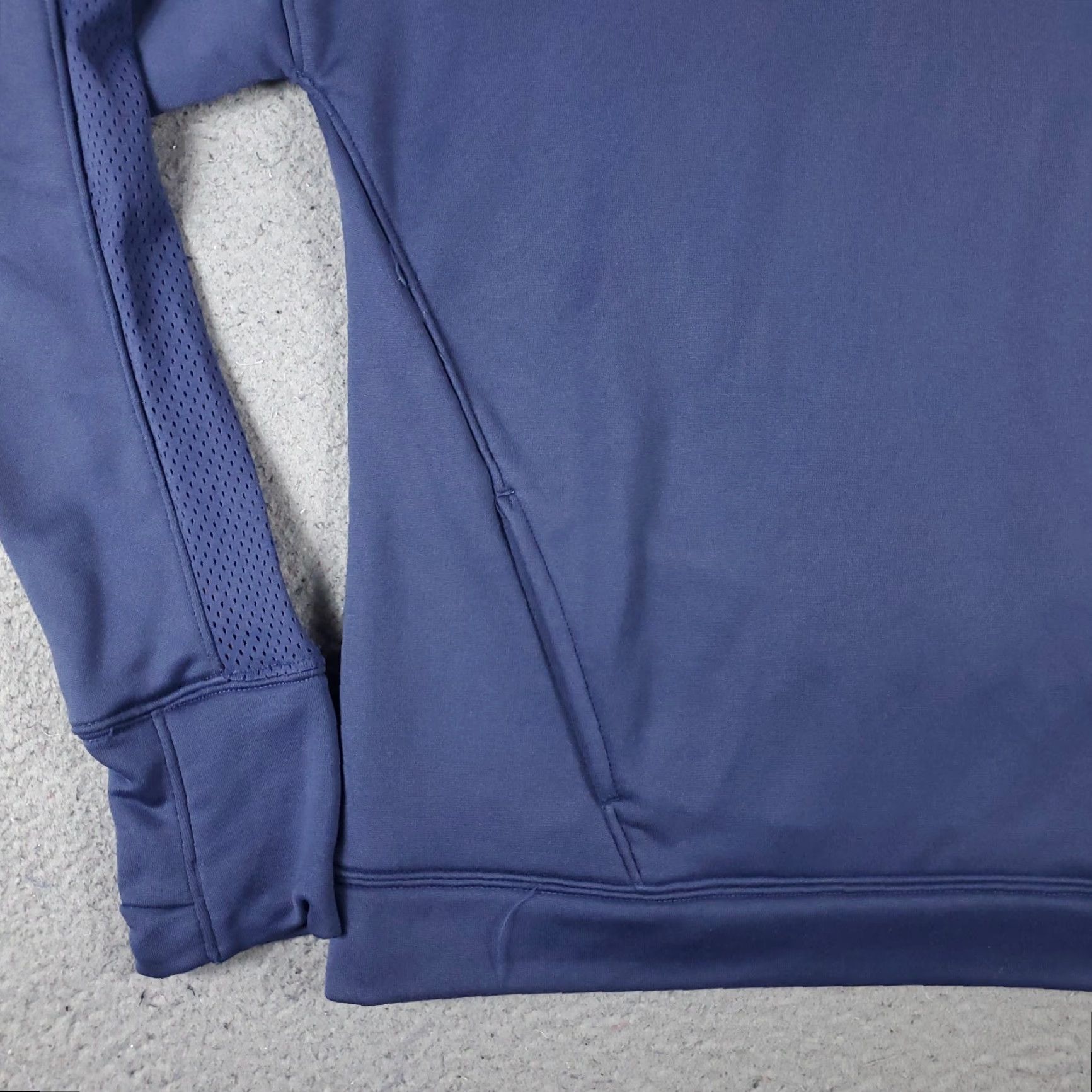 Under Armour Under Armour Sweatshirt Womens Small Blue High Neck Pullover Ladies Size S / US 4 / IT 40 - 4 Thumbnail