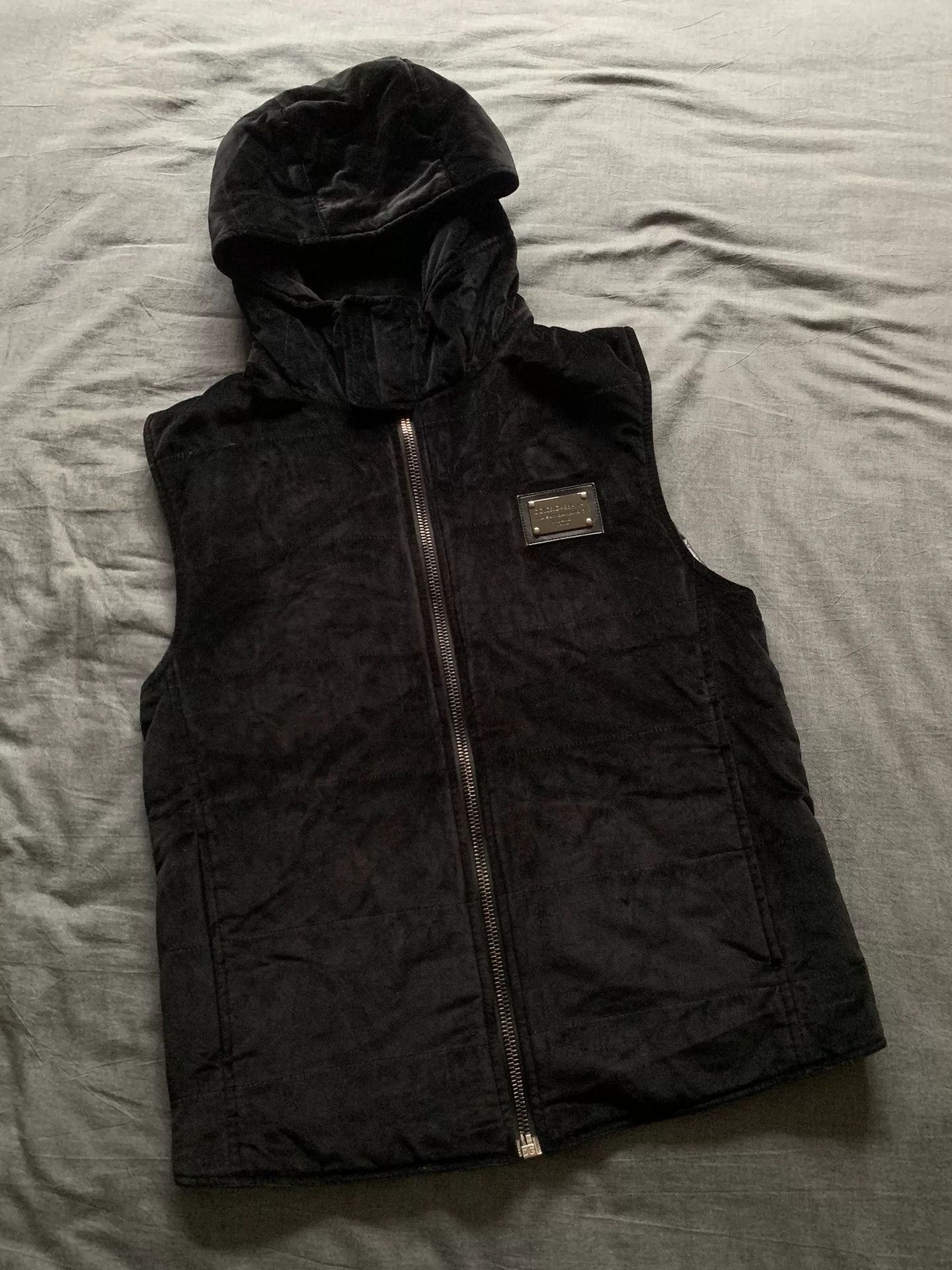 Dolce & Gabbana Dolce & Gabbana Velvet Hooded Vest Size US M / EU 48-50 / 2 - 1 Thumbnail