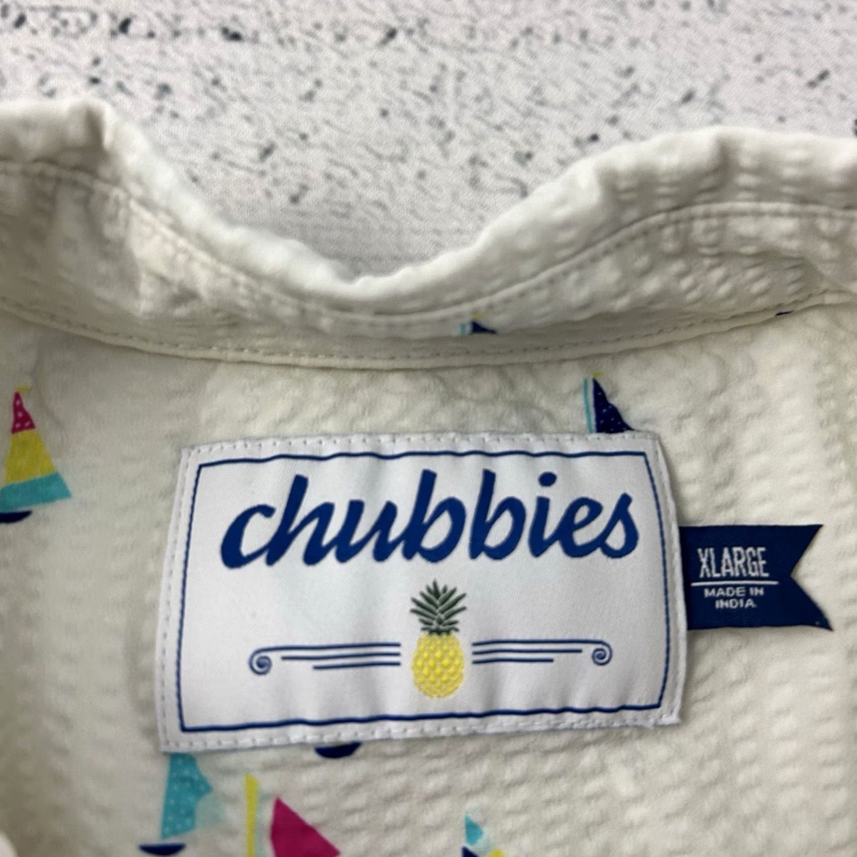 Chubbies Chubbies Seersucker Sailboat Short Sleeve Button Front Shirt Men's XL Ivory White Sailboat Nautical Shirt XL Mens Size US XL / EU 56 / 4 - 2 Thumbnail