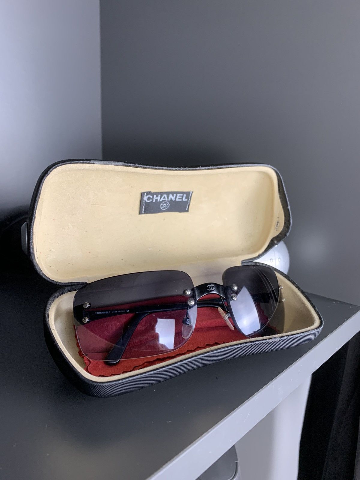 Chanel Chanel Sunglasses Vintage Old Money Style Luxury Size ONE SIZE - 1 Thumbnail
