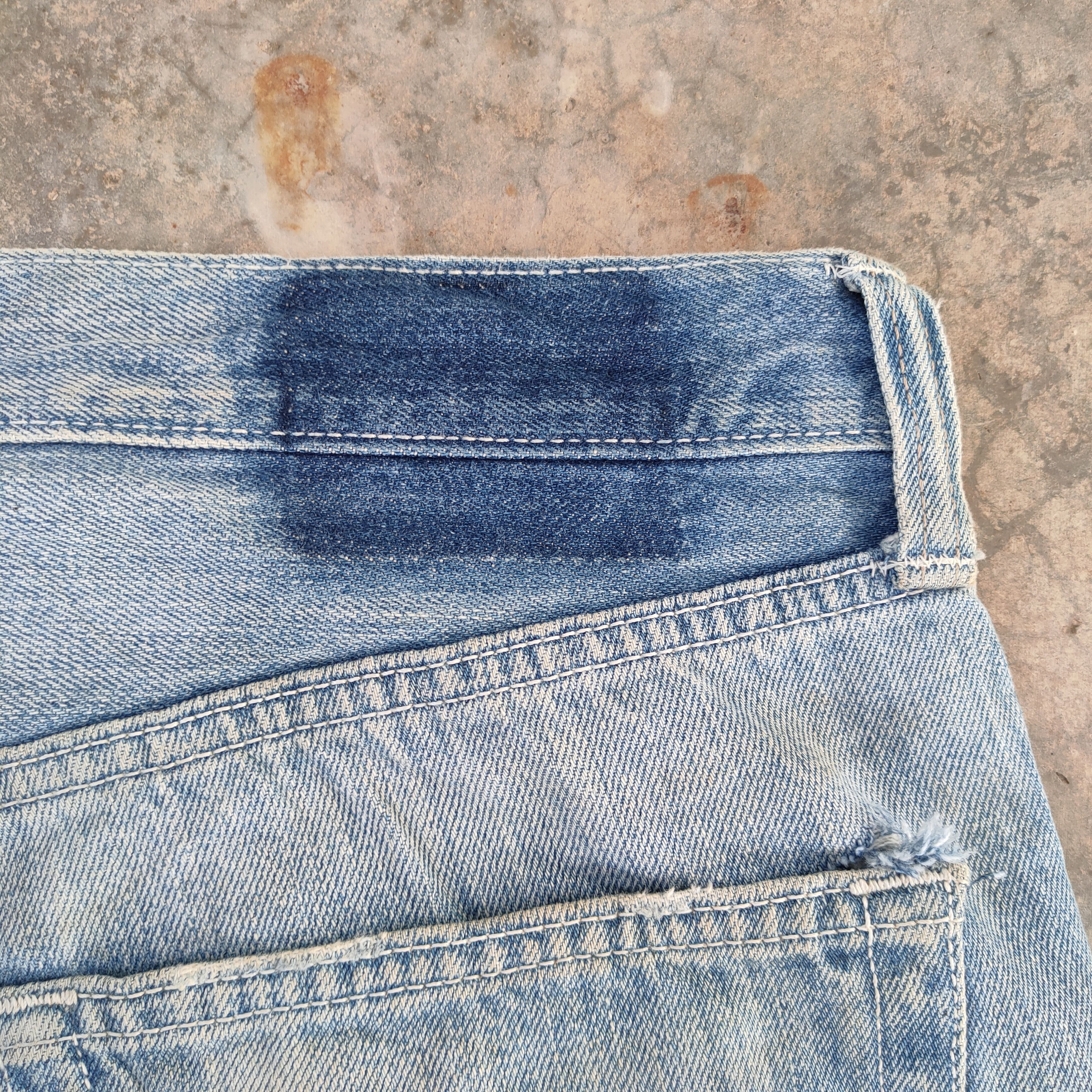Levi's Vintage Clothing Vintage Levi's 501 light blue jeans denim pants Size US 32 / EU 48 - 13 Thumbnail