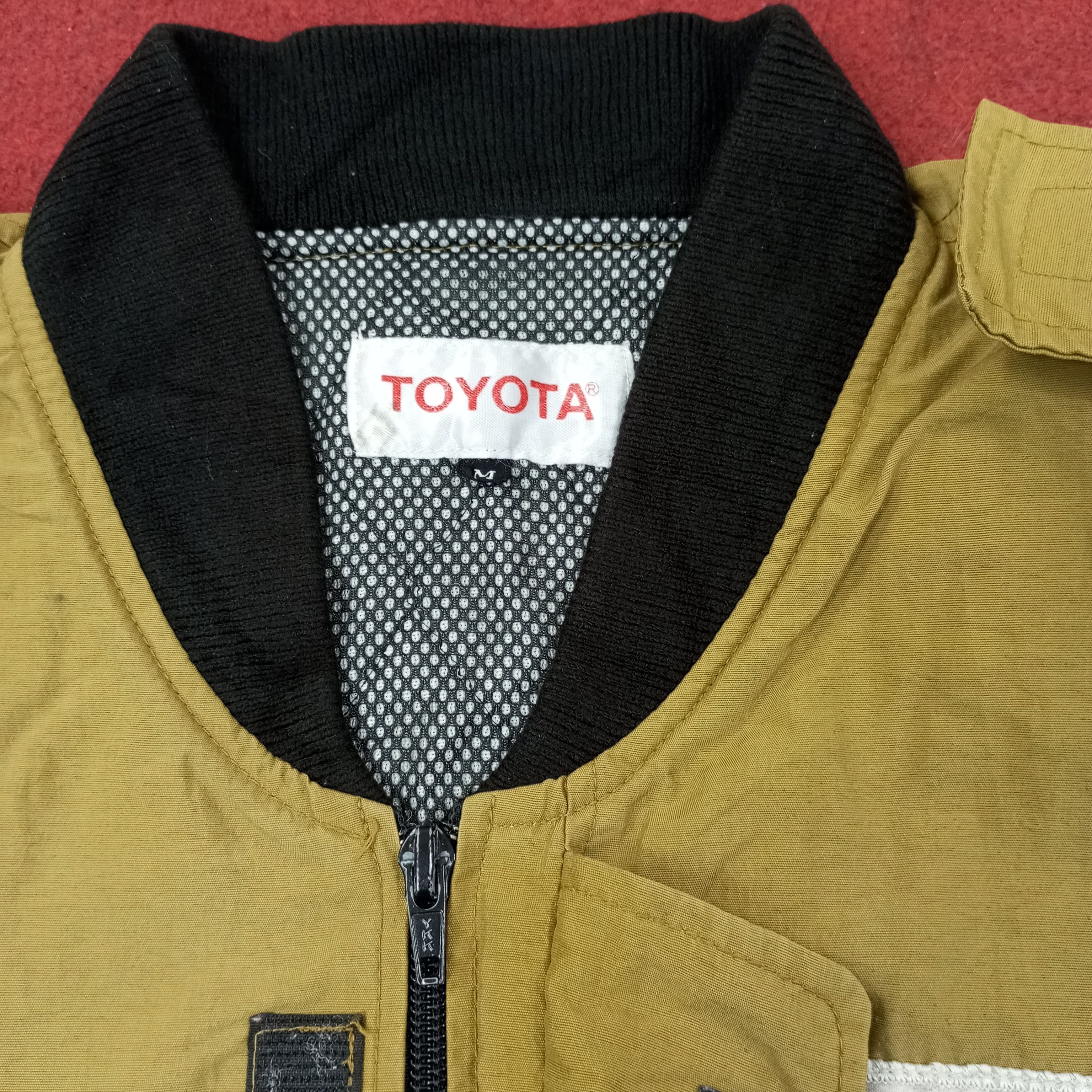 Vintage Toyota Japanese Motorsports Racing Workwear Jacket c241n16 Size US L / EU 52-54 / 3 - 8 Thumbnail