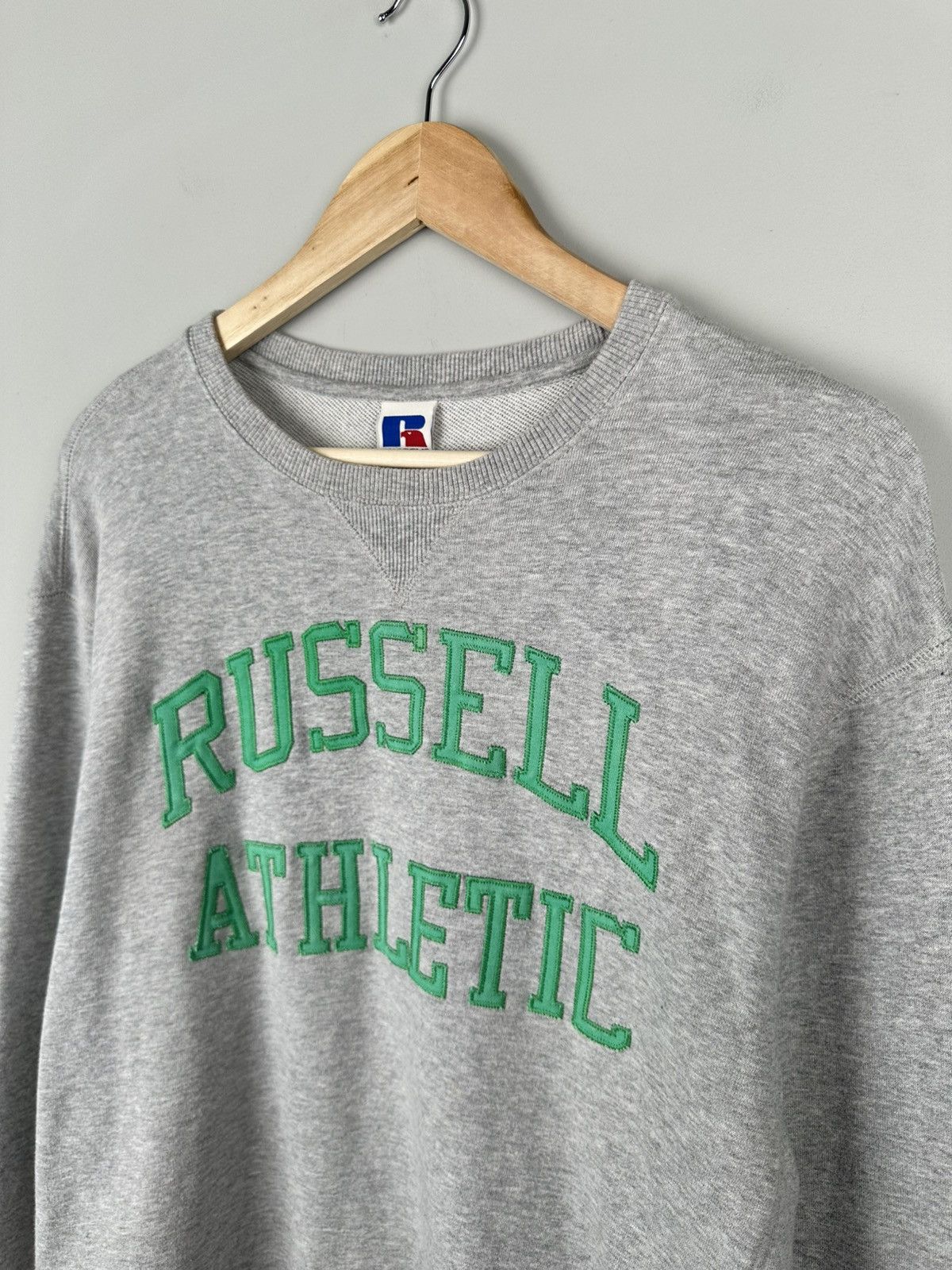 Russell Athletic × Vintage Vintage Y2k Russel Athletic Print Logo Sweatshirt Oversized Size US XL / EU 56 / 4 - 1 Thumbnail