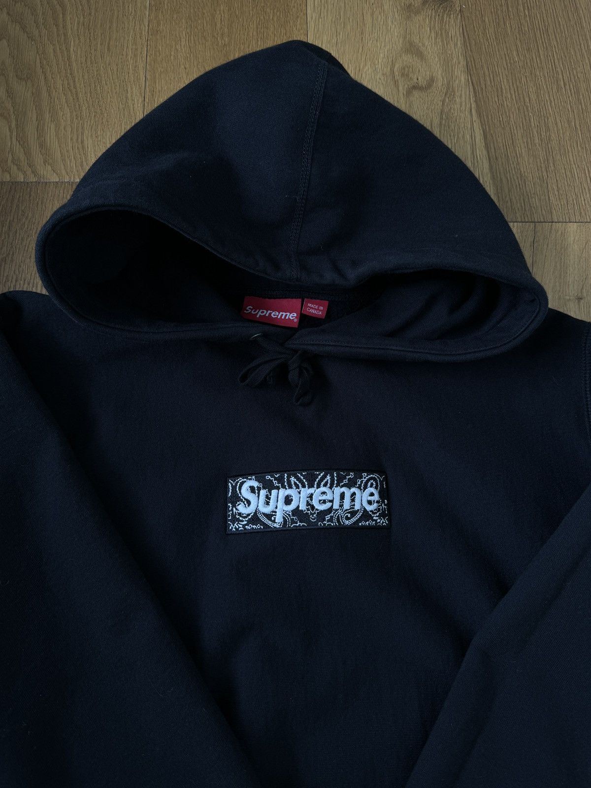 Supreme SUPREME BOX LOGO BLACK BANDANA HOODIE Size US XL / EU 56 / 4 - 2 Thumbnail