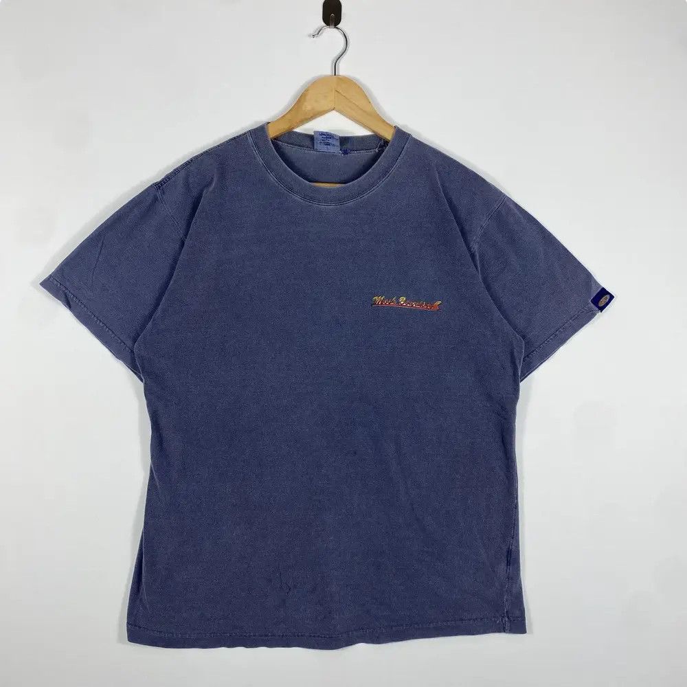 Vintage Vintage 90's MOSH BOARDING Graphic Surfing Apparel Tee Shirt Size US M / EU 48-50 / 2 - 3 Thumbnail