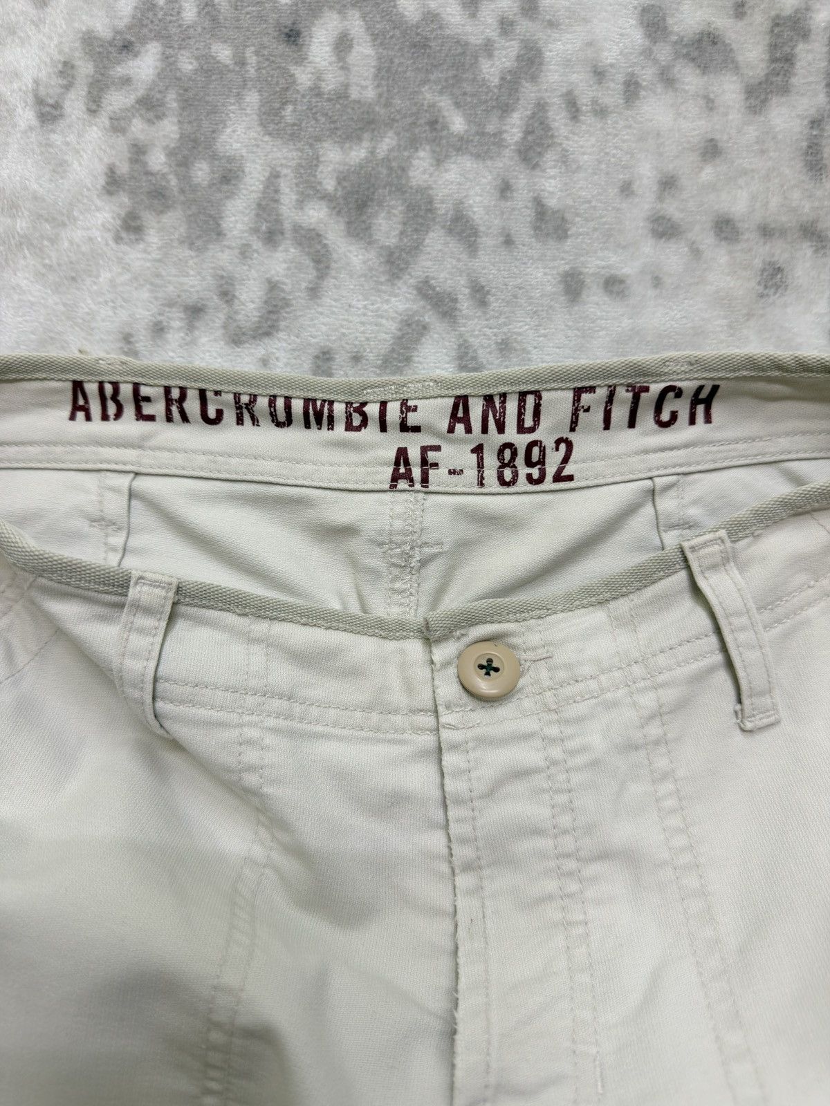 Abercrombie & Fitch Abercrombie & Fitch Flare Cargo Zipper Ankle Multipocket Size US 29 - 15 Thumbnail