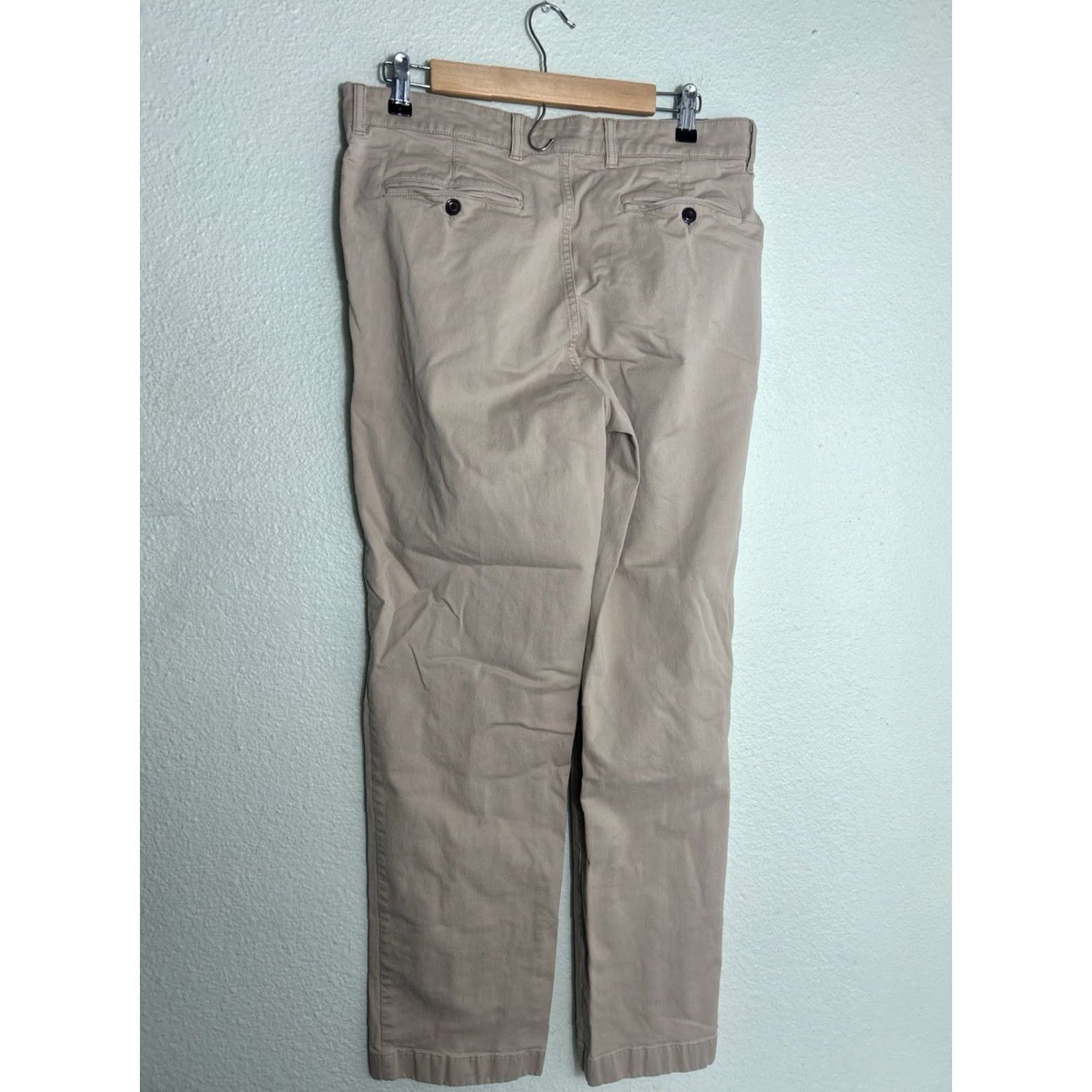 Vintage LL Bean Pants Men 33x31 Beige Chino Classic Fit Straight Leg 509409 Pants Casual Business Travel Moderate Vintage No? Size US 33 - 7 Thumbnail
