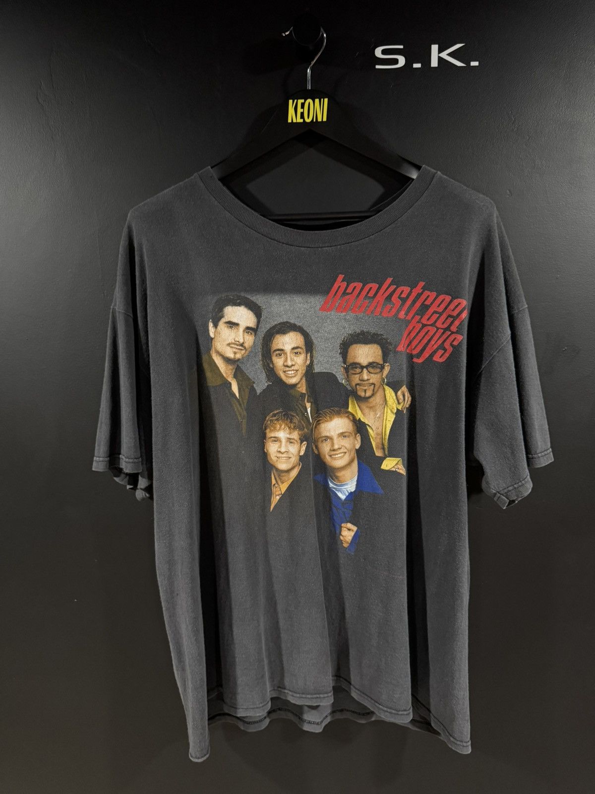Band Tees 1998 Vintage Backstreet Boys Faded Rap Tee Style XL Size US XL / EU 56 / 4 - 1 Thumbnail
