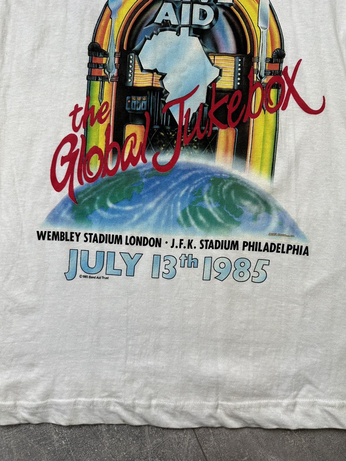 Other Live Air The Global Jukebox 1985 Vintage Rare Band Tee Size US L / EU 52-54 / 3 - 5 Thumbnail