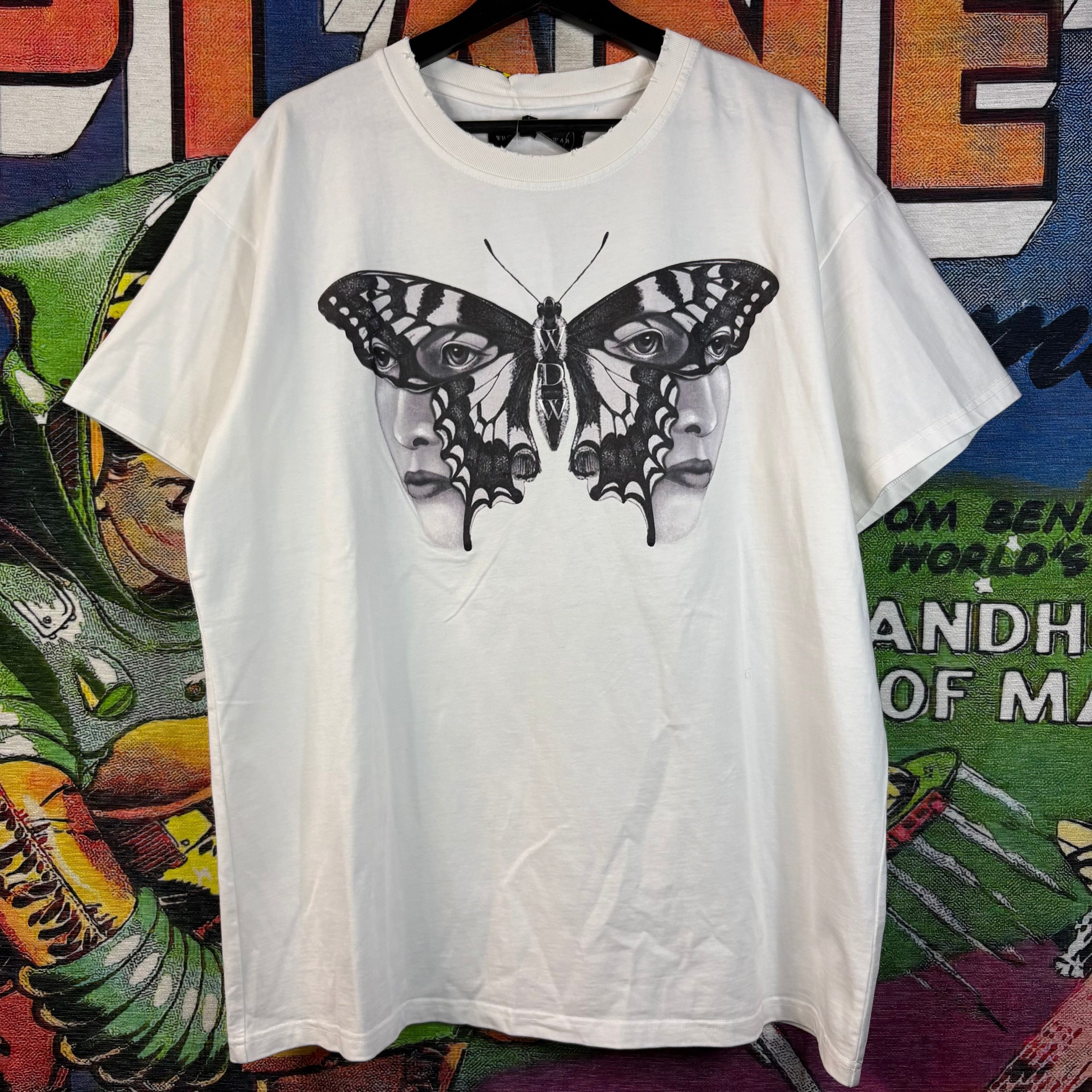 Who Decides War Who Decides War by Ev Bravado Duofly Butterfly-Print Tee Size US XL / EU 56 / 4 - 1 Thumbnail