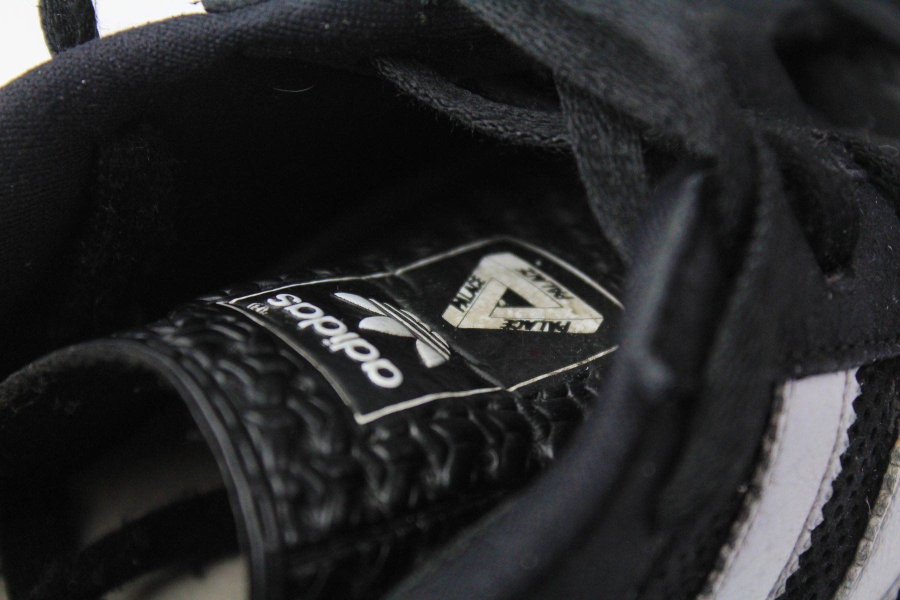 Adidas × Palace Adidas Palace Sneakers US 6 1/2 Size US 6 / EU 39 - 10 Thumbnail