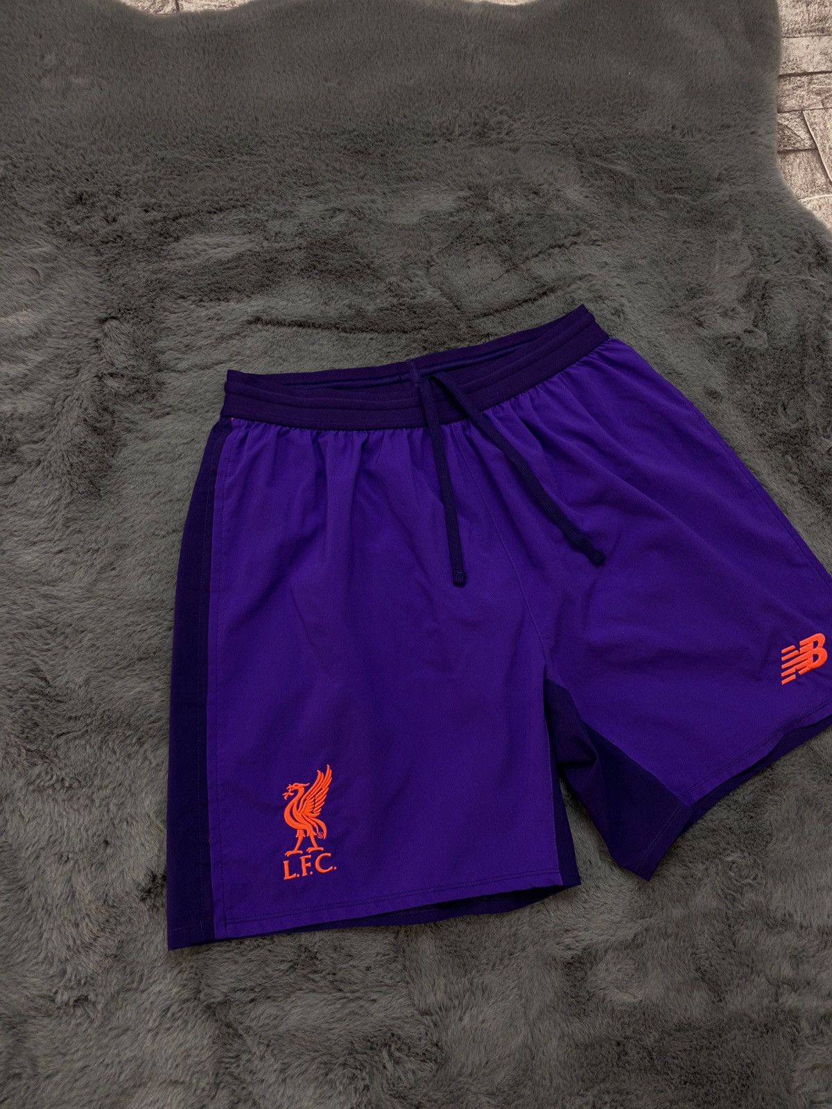 New Balance Liverpool Away Football Shorts 2018/19 M New Balance Size US 32 / EU 48 - 4 Thumbnail