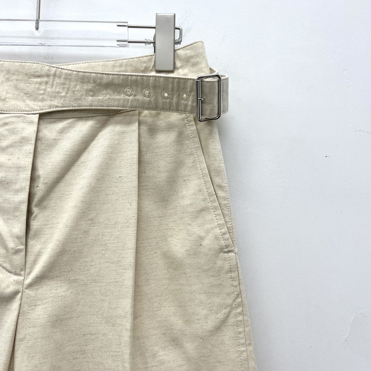 Acne Studios Acne Studios Beige Linen Casual Five-point Pants K26WX Size 24" / US 00 / IT 34 - 3 Thumbnail