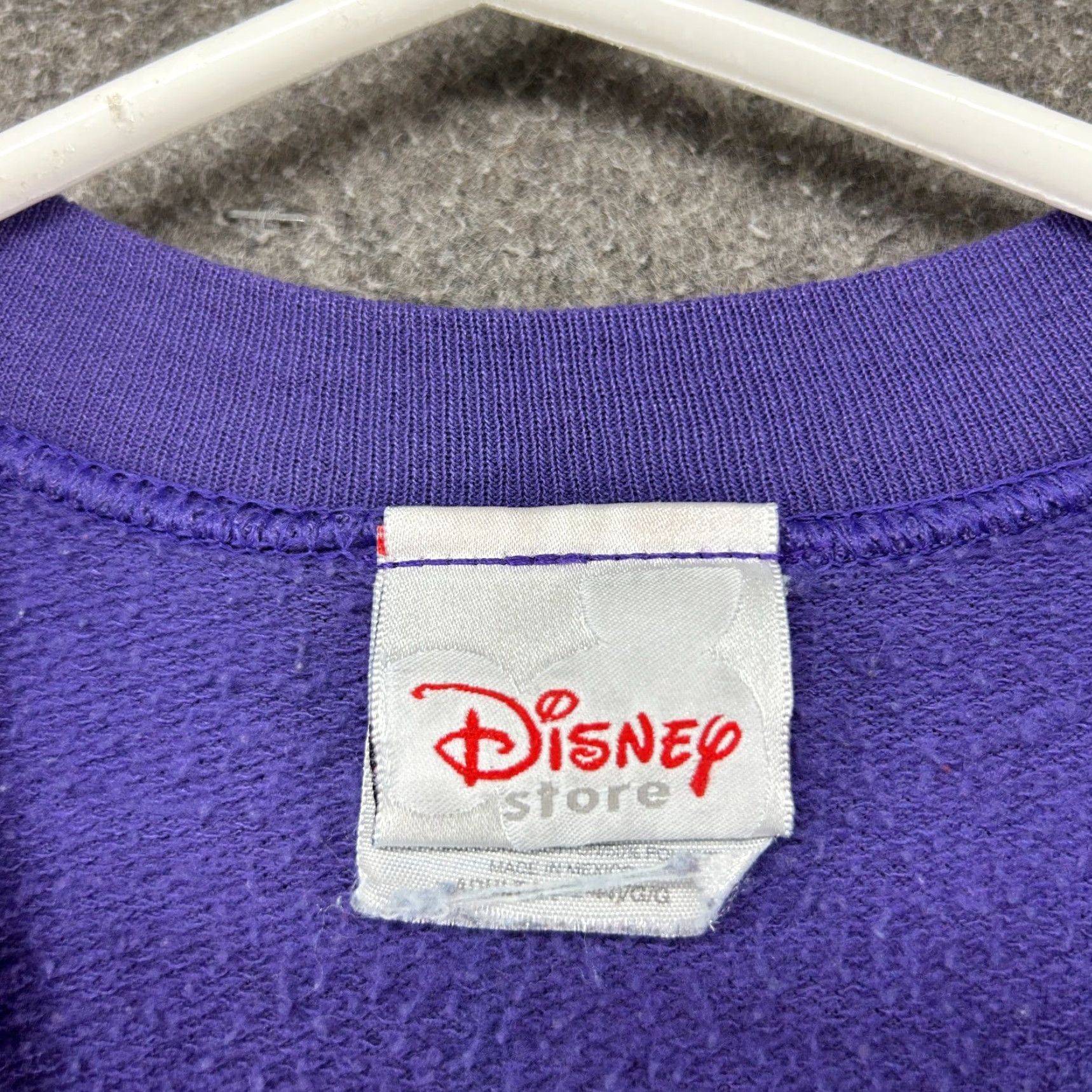 Disney VINTAGE Disney Sweatshirt Mens L Purple Pullover Pixie Fairy Tinker Bell 90s Size US L / EU 52-54 / 3 - 4 Thumbnail