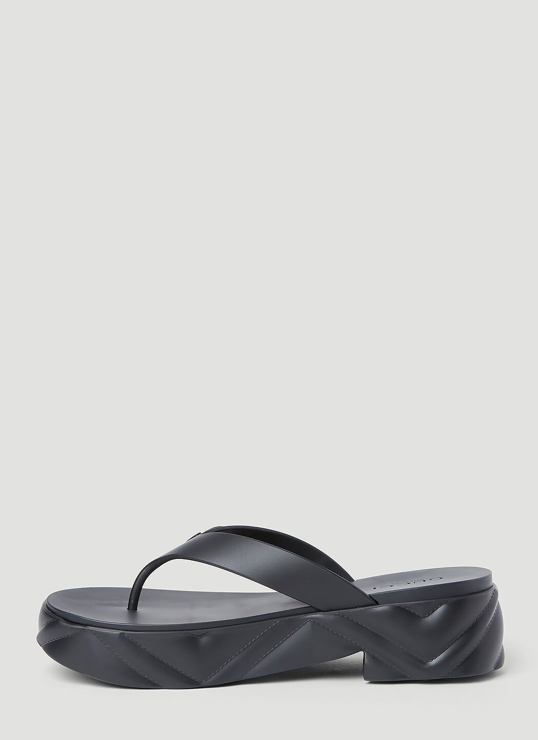 Gucci o1s1wg110425 Women's Thong Platform Sandals in Black Size US 7 / IT 37 - 3 Thumbnail